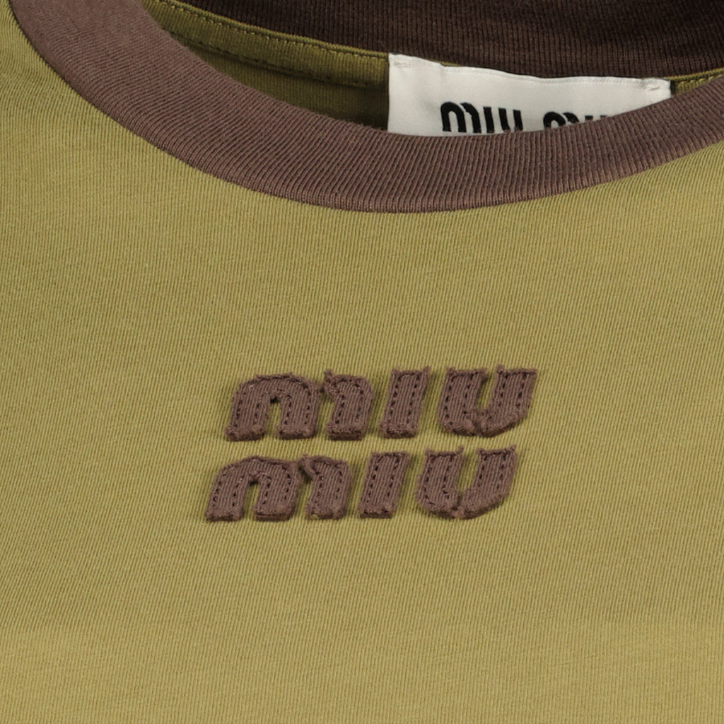 Immagine della T-shirt in cotone kaki di Miu Miu per donne - Stagione Primavera-Estate 2026 - Dettaglio 1