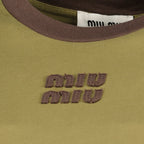Immagine della T-shirt in cotone kaki di Miu Miu per donne - Stagione Primavera-Estate 2026 - Dettaglio 1