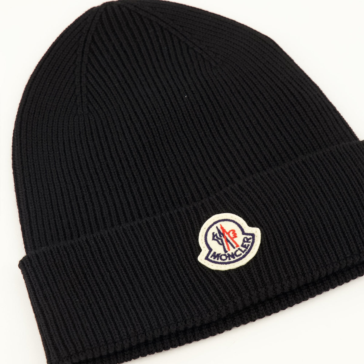 Gorro de lana acanalado