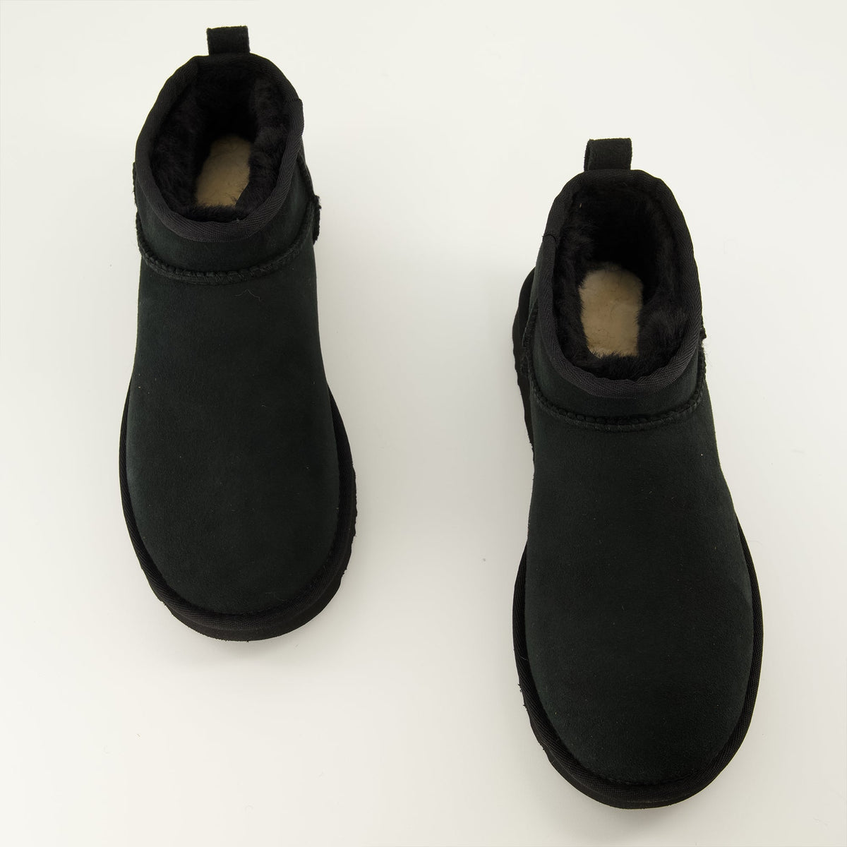 Classic Ultra Mini Boots Black