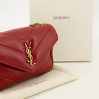 Image du Sac Mini Loulou Rouge par Saint Laurent pour Femmes - Saison Printemps-Été 2026 - Vue Détail 1
