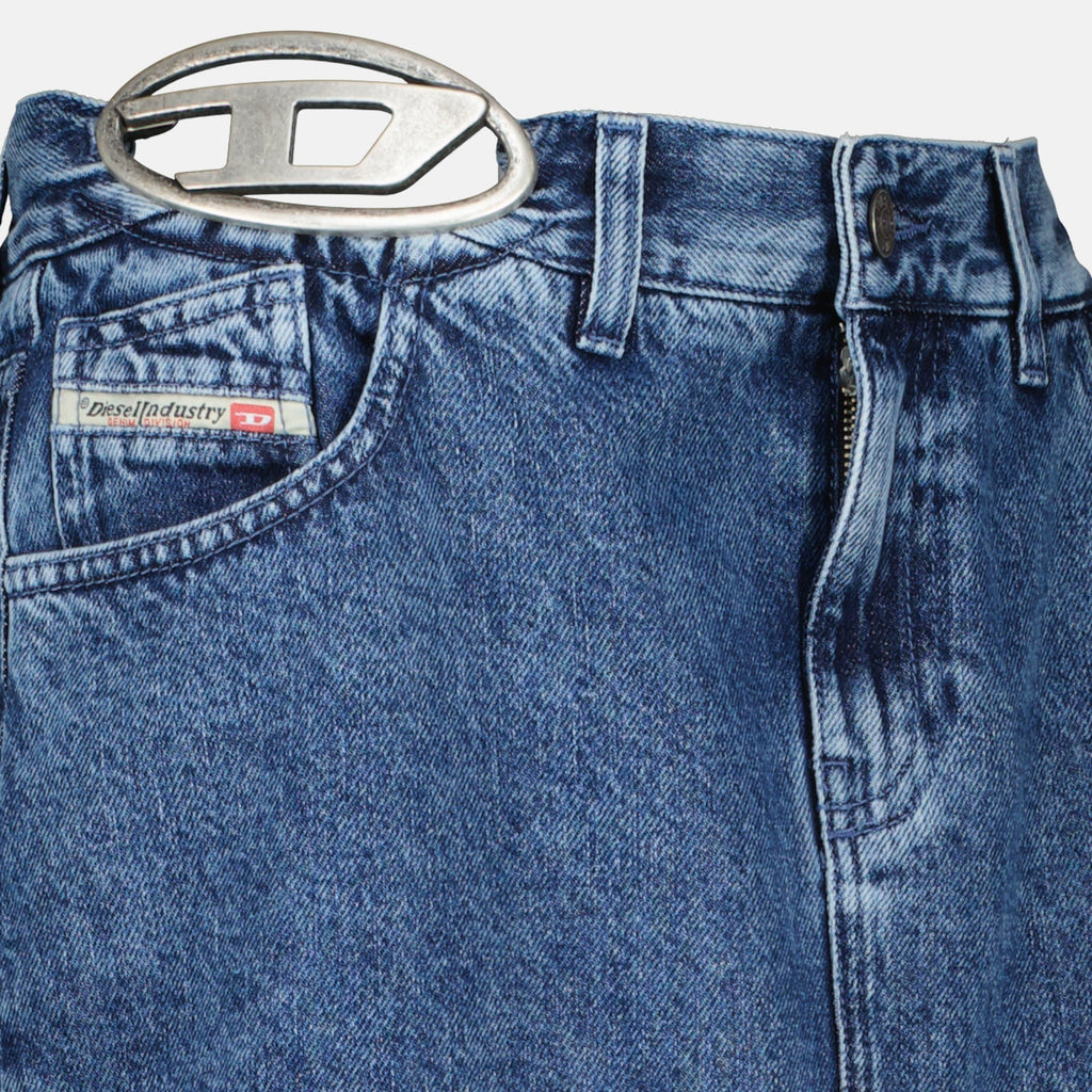 Image of Mi-longue Denim Skirt by Diesel for Women - Season Spring-Summer 2026 - Detail View 1