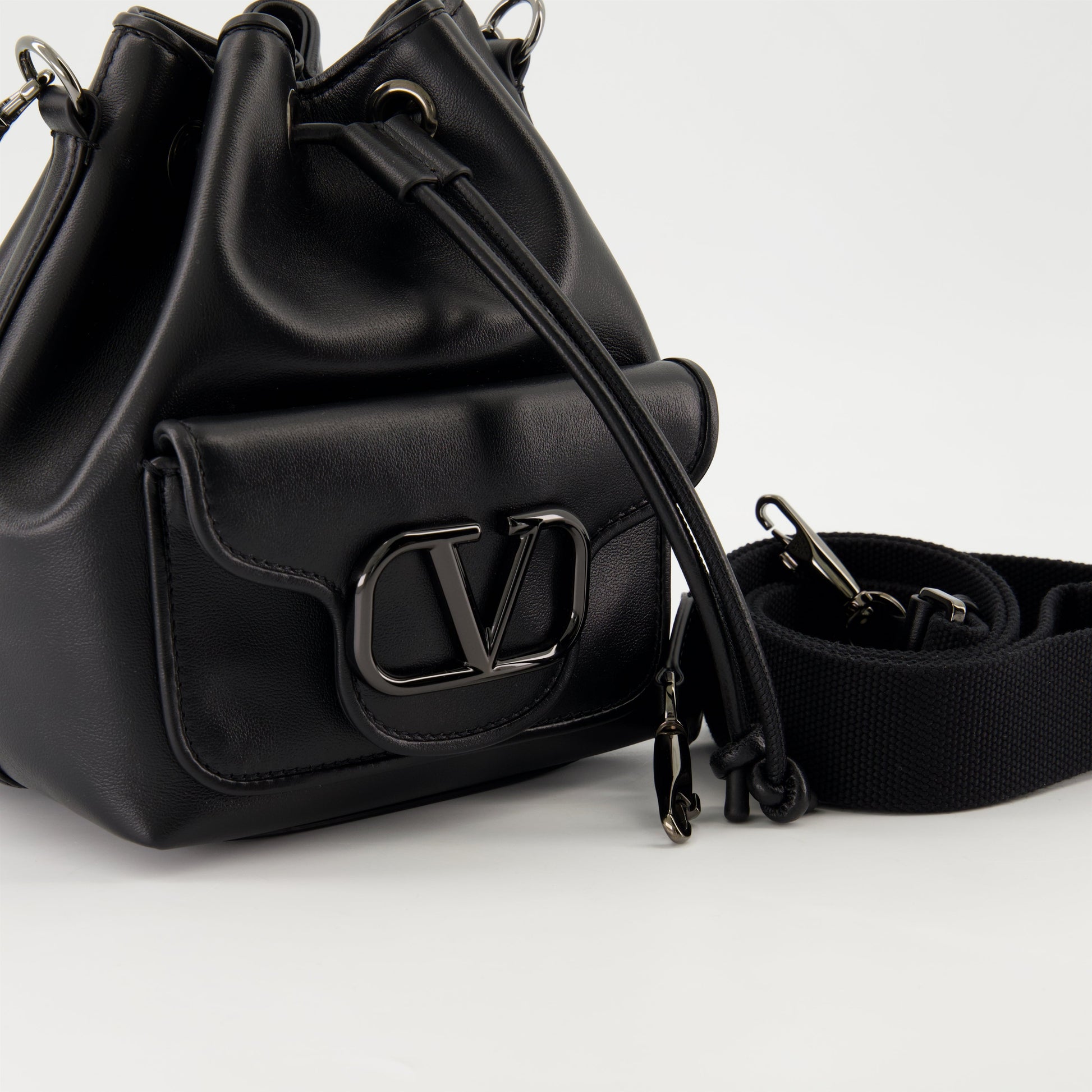 Valentino Garavani, VLogo Bucket Bag, Luxury Accessories, Designer Handbag, Autumn-Winter 2024