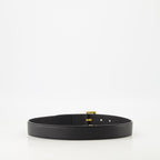 Image de la ceinture en cuir Cassandre par Saint Laurent pour femmes - Saison Automne-Hiver 2024 - Vue arrière