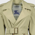 Immagine di un trench-coat lungo beige di Burberry per donne - Stagione Primavera-Estate 2025 - Dettaglio 5