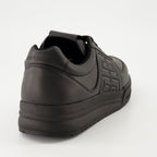 Imagen de zapatillas de cuero negro elegante de Givenchy para hombres - Temporada Otoño-Invierno 2024 - Vista trasera