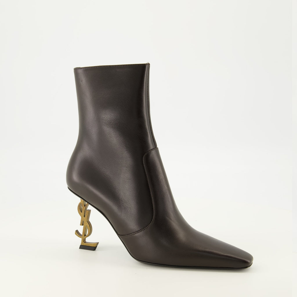 Mocassini in pelle marrone a punta
