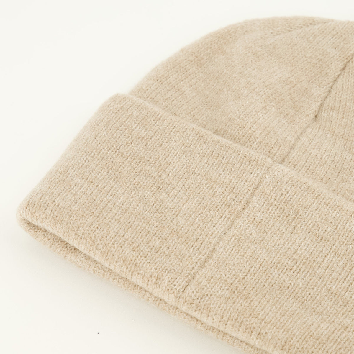 Fuzzy Beanie Beige