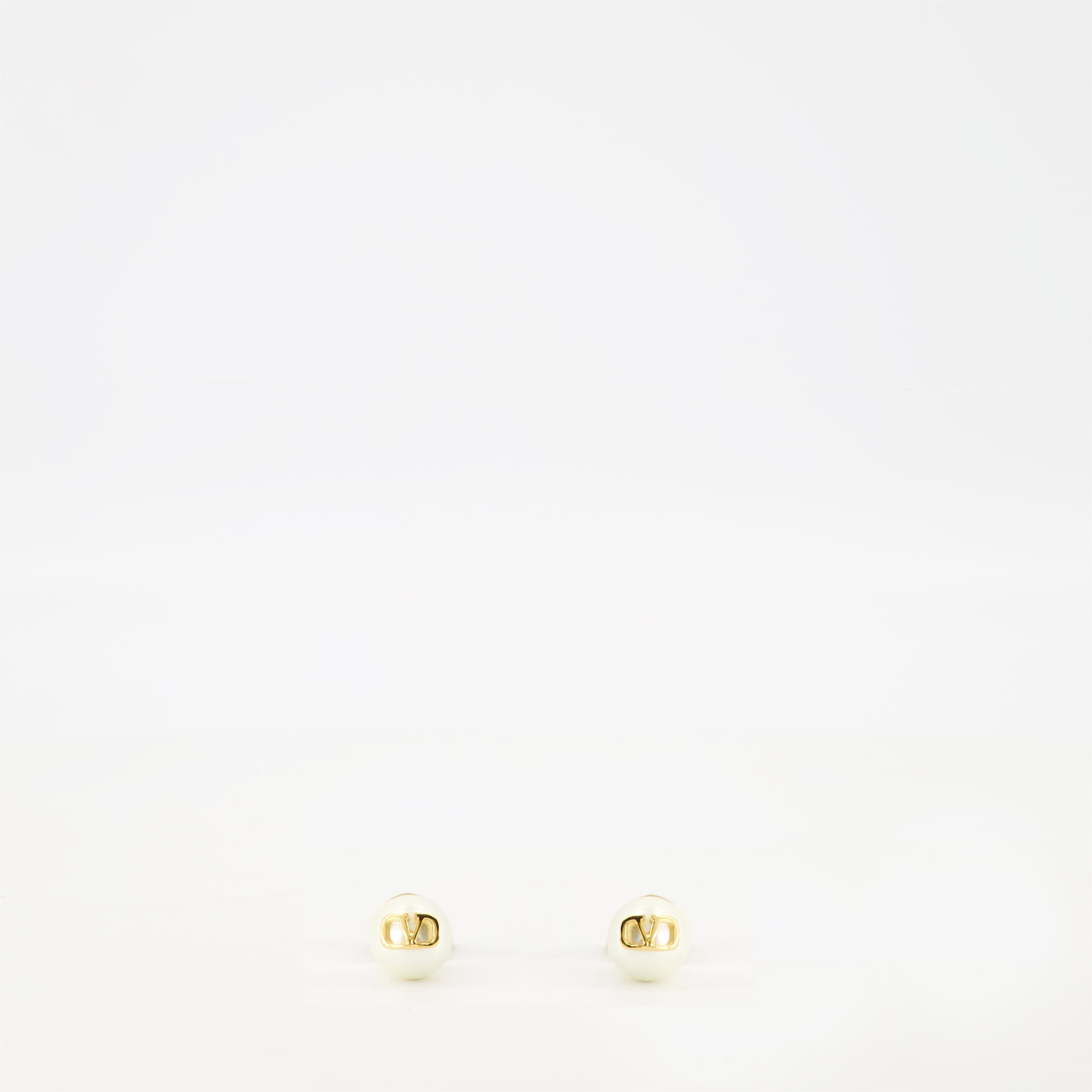 VLogo Pearl Earrings, Valentino Garavani jewelry, butterfly clasp earrings, gold metallic earrings, resin pearl accessories
