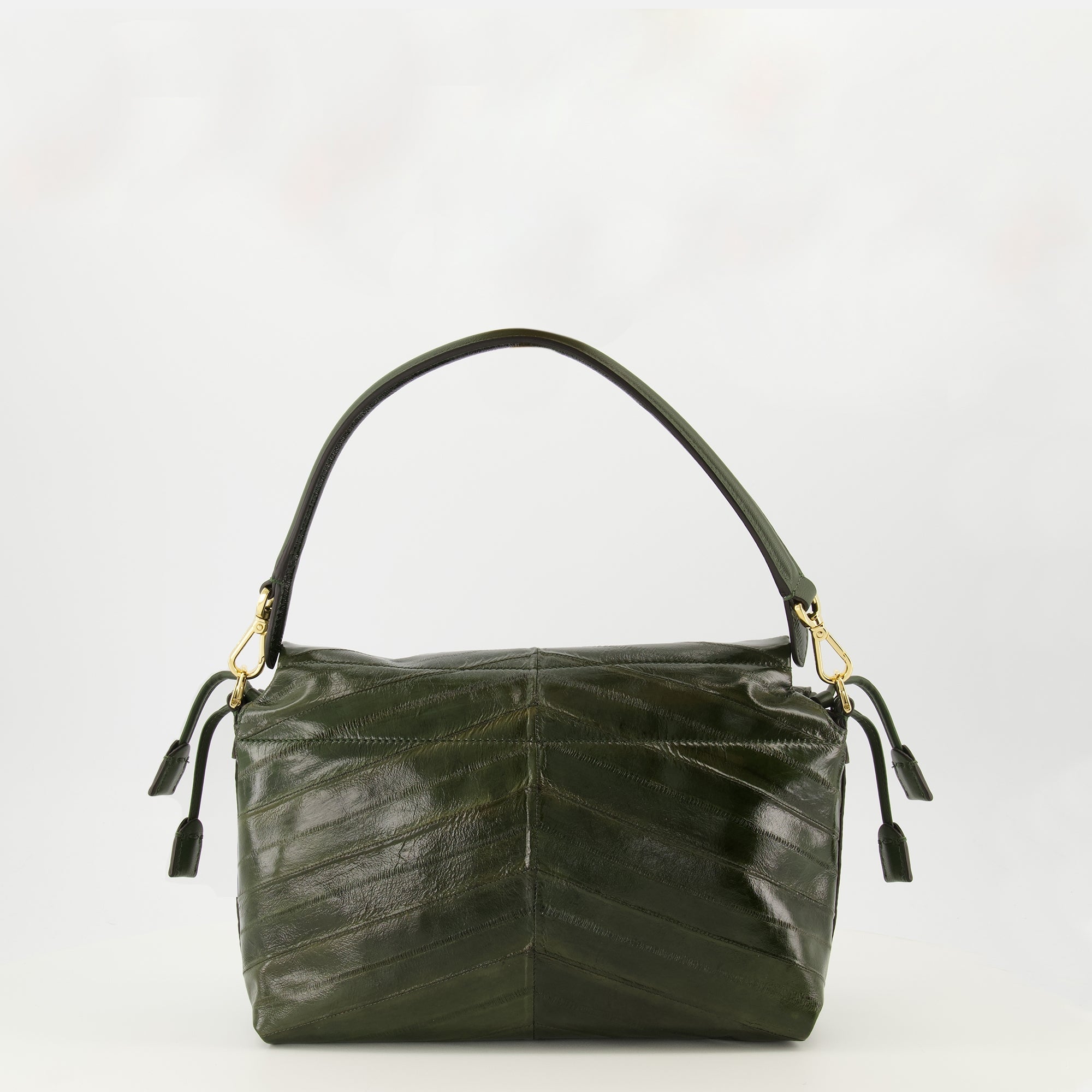 Fendi Mamma Baguette, dark green handbag, luxury accessories, refined design, braided myxine leather