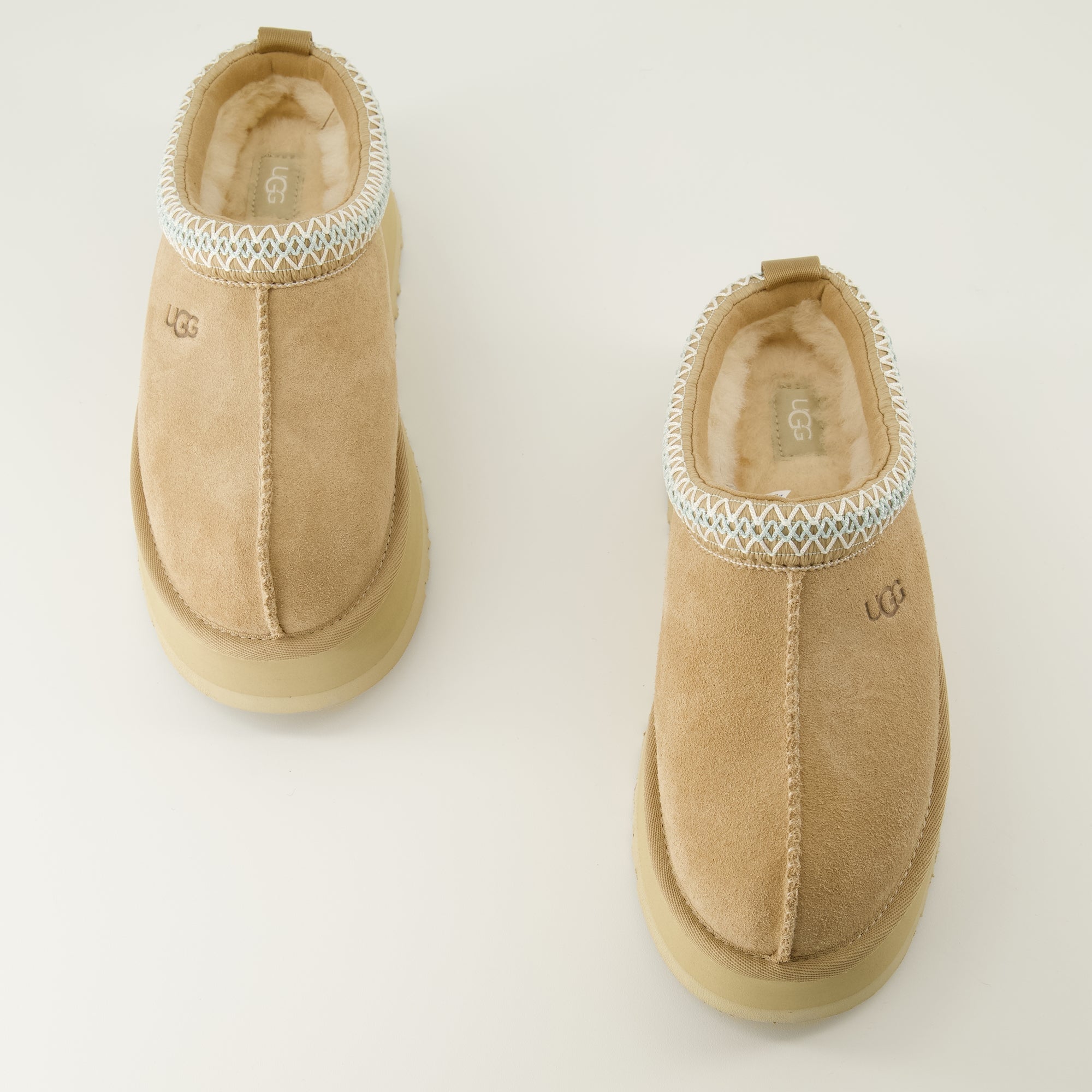 UGG Tazz II slides, beige suede slides, comfortable slip-on shoes, autumn-winter footwear, sustainable shoes