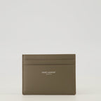 Imagen del tarjetero de cuero kaki de Saint Laurent para hombres - Temporada Primavera-Verano 2026 - Vista frontal