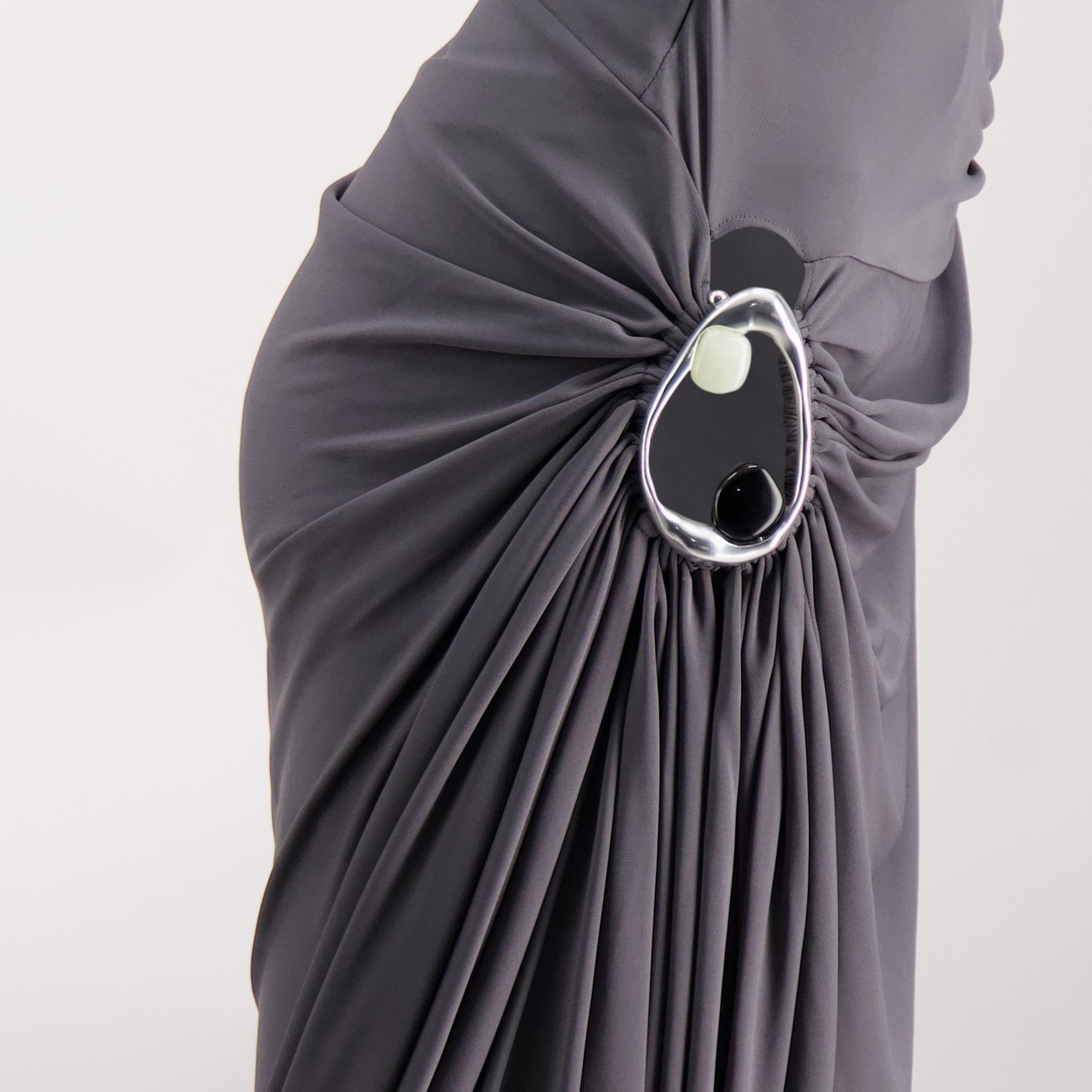 Image of Robe Orica Grise by Christopher Esber for Women - Season Spring-Summer 2026 - Detail View 2