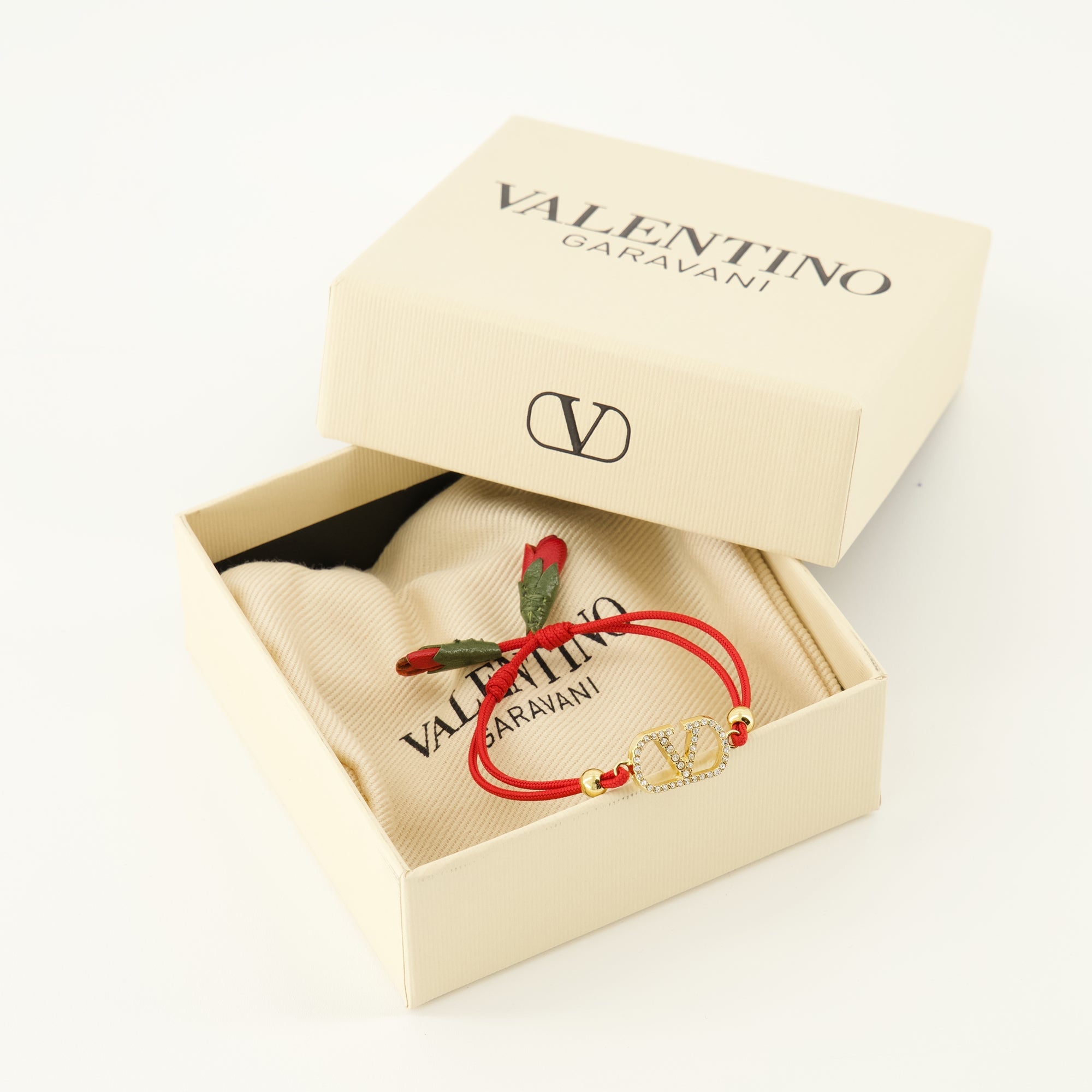 Image of Vlogo Bracelet with Red Cord by Valentino Garavani for Women - Season Spring-Summer 2026 - Detail View 2