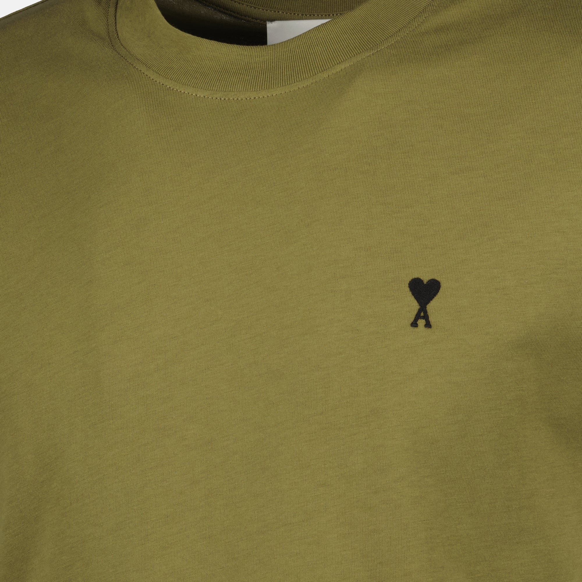 アミ・パリのメンズのためのアミ・デ・クールTシャツの画像 - 秋冬2025シーズン - 詳細ビュー8