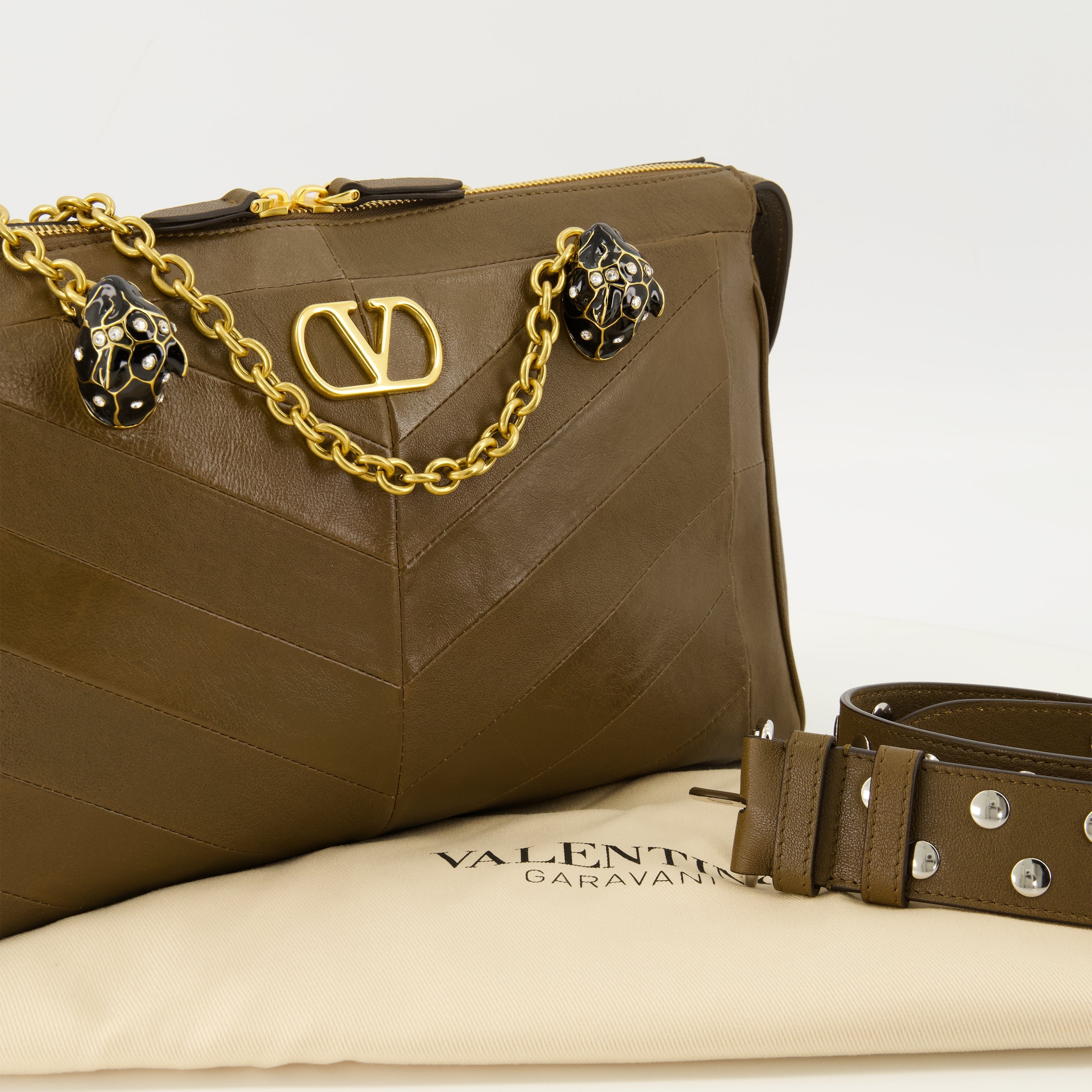 Borsa Panthea