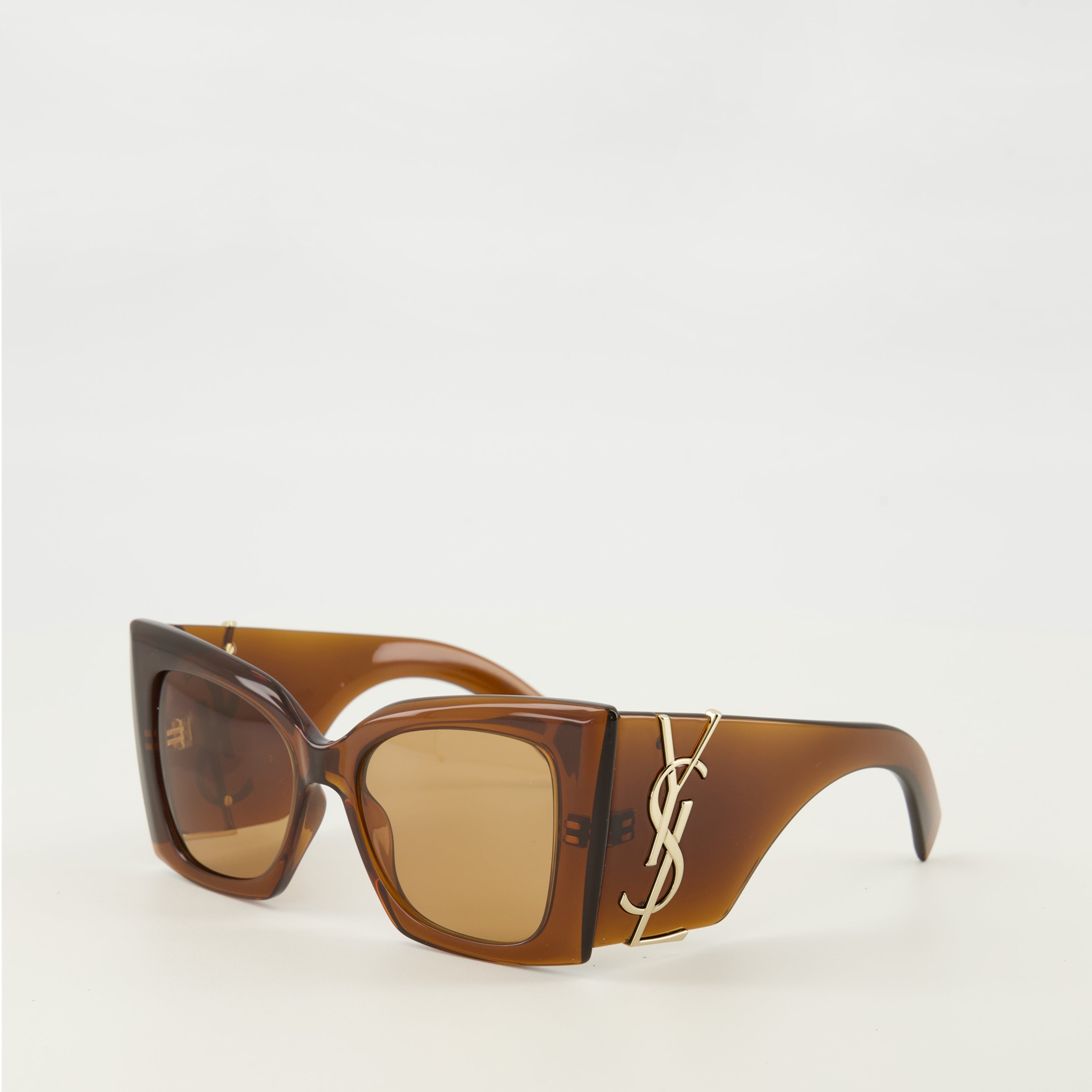 Image of Metallic Logo Acetate Sunglasses - Unknown Brand by Saint Laurent for Women - Season Spring-Summer 2026 - Back View