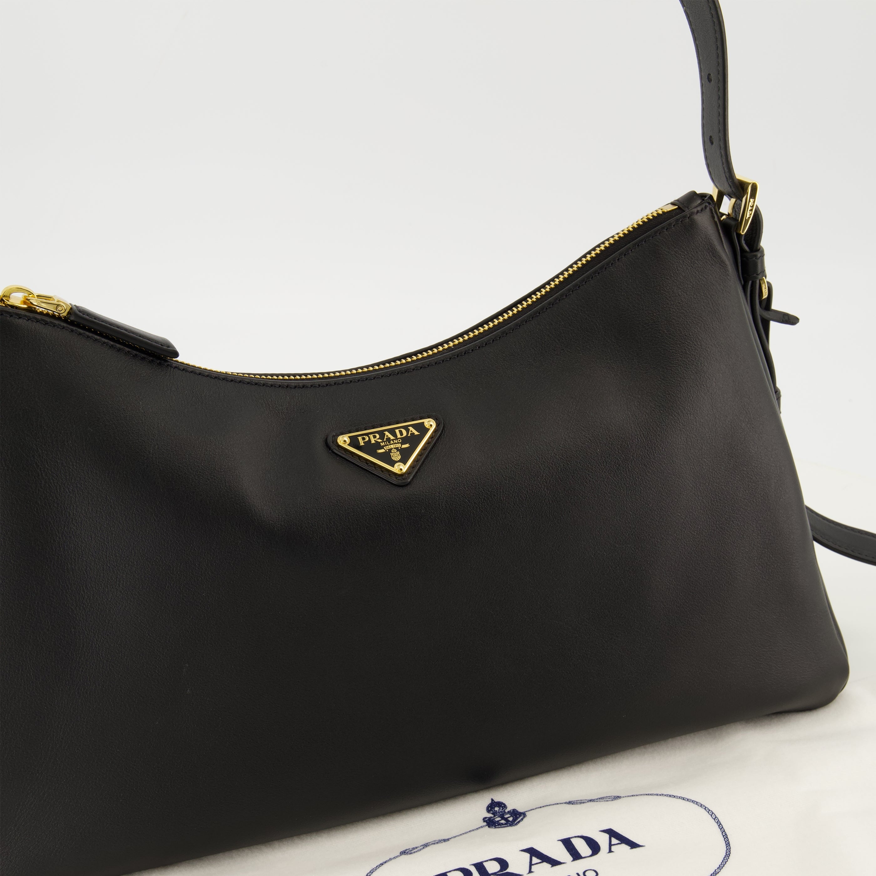 Image du sac en cuir Aimée de Prada pour femmes - Saison Printemps-Été 2026 - Détail 1