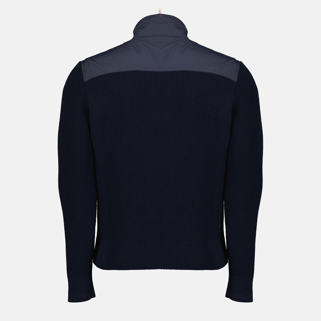 Bild der blauen bi-material Cardiganjacke von Moncler Grenoble für Männer - Saison Frühling-Sommer 2026 - Rückansicht