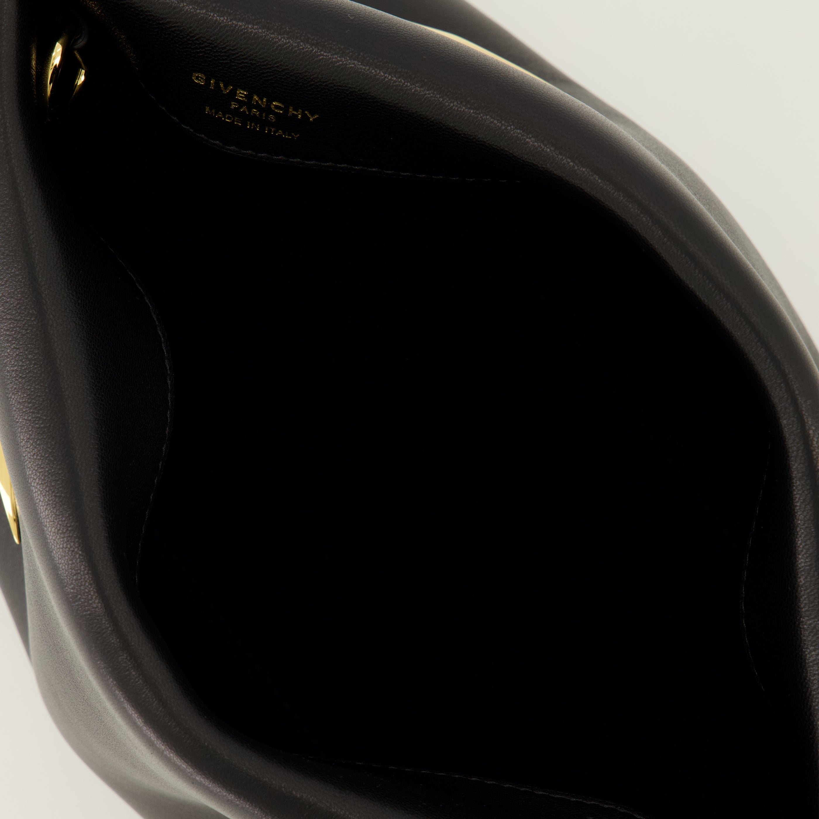 Pinch Nappa Leather Pouch