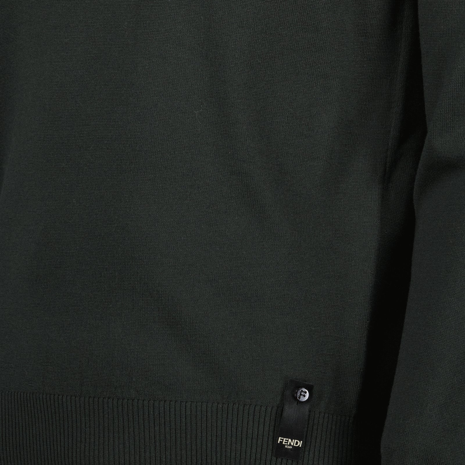 カーキウールセーター