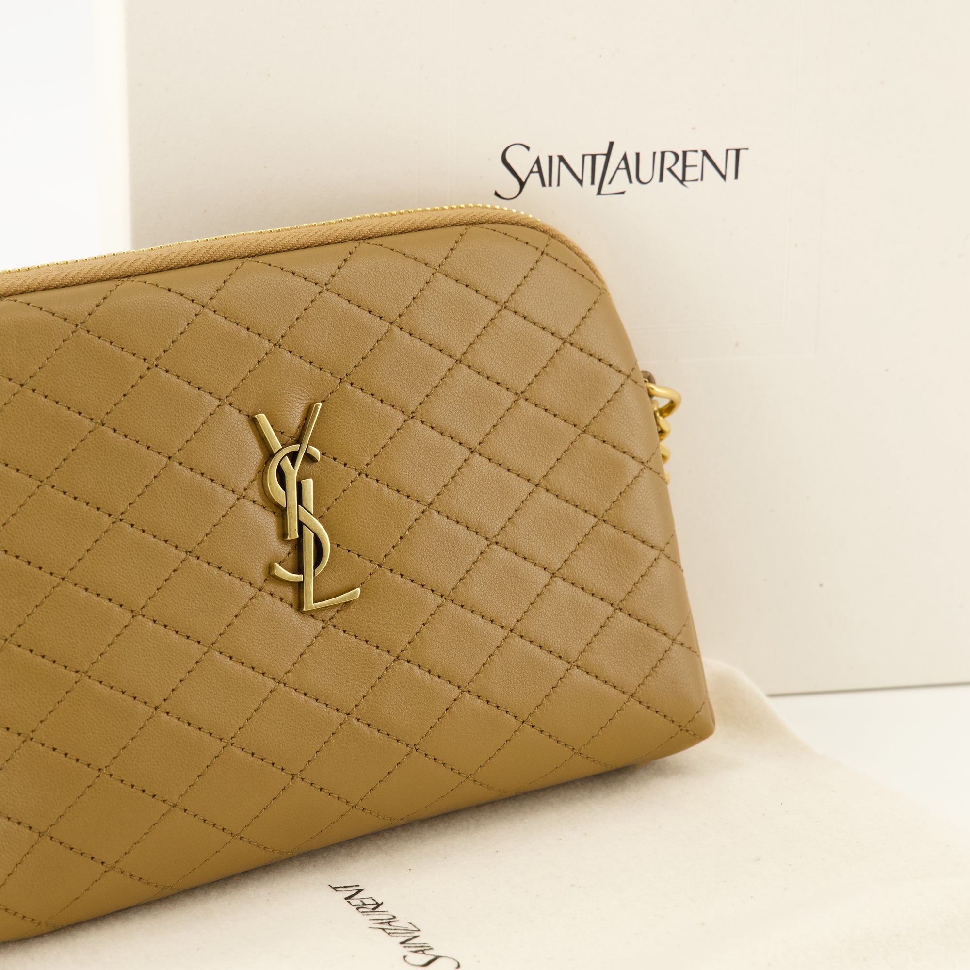 カメラバッグ Saint laurent バッグ イヴ サンローラン カメラバッグ
