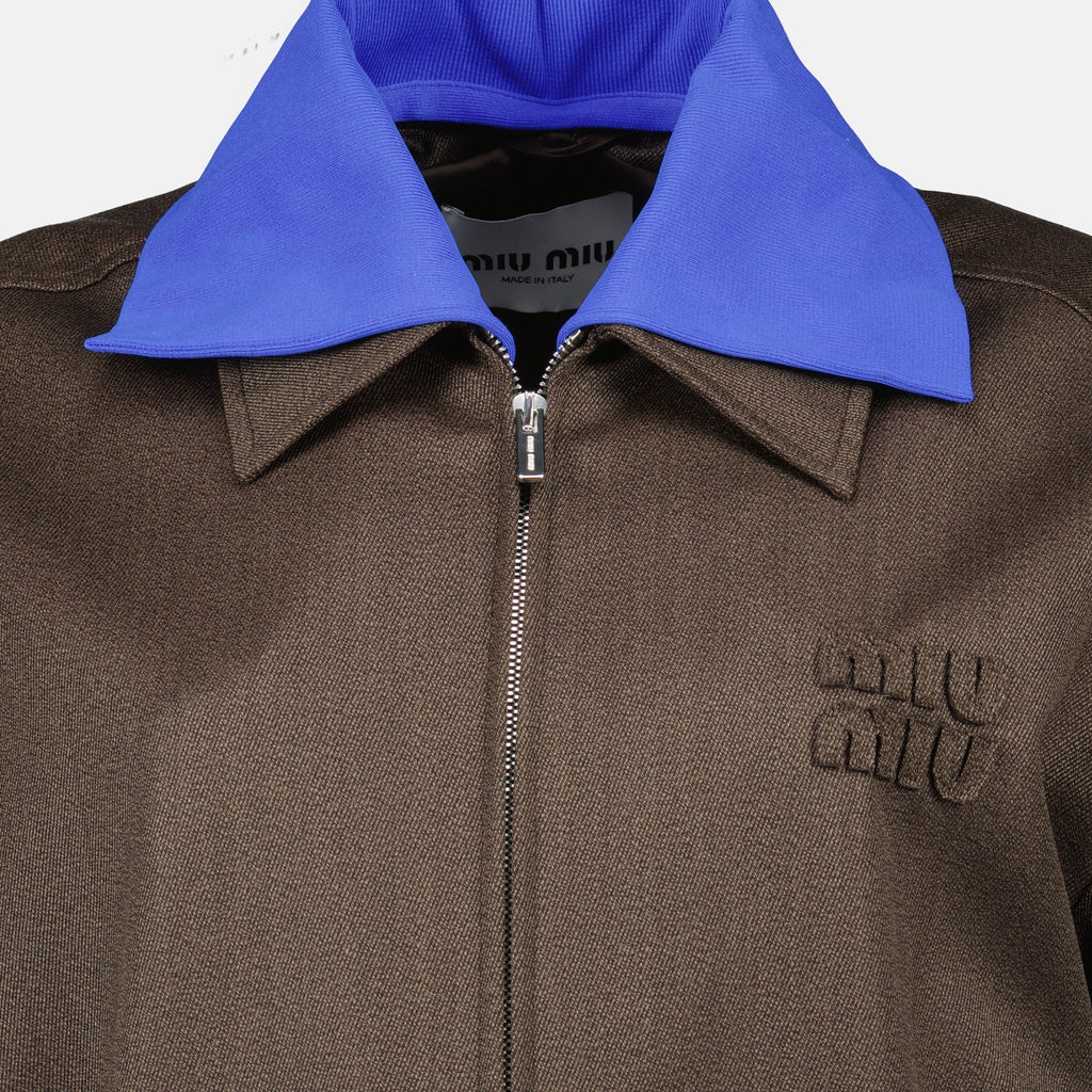 ミウミウの女性用ブラウンウールブルゾンの画像 - 2026年春夏シーズン - 詳細ビュー 1