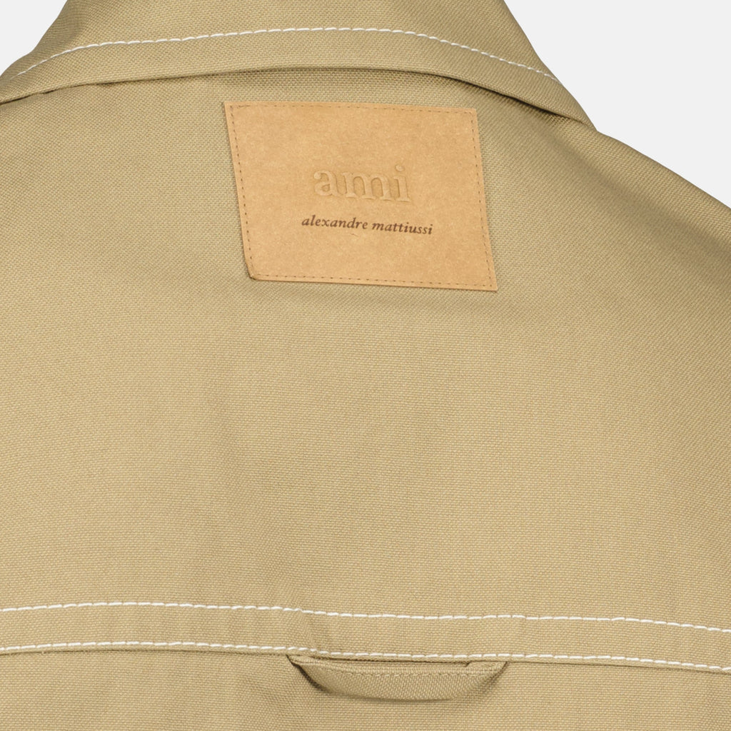 Bild der Worker beige Jacke von Ami PARIS für Unisex - Saison Frühling-Sommer 2026 - Detailansicht 2