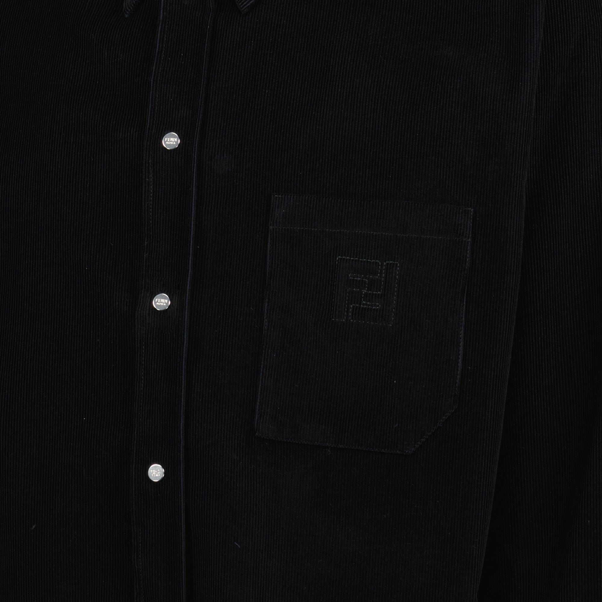 펜디의 남성용 벨벳 셔츠 이미지 - 2026 봄-여름 시즌 - 디테일 보기 1