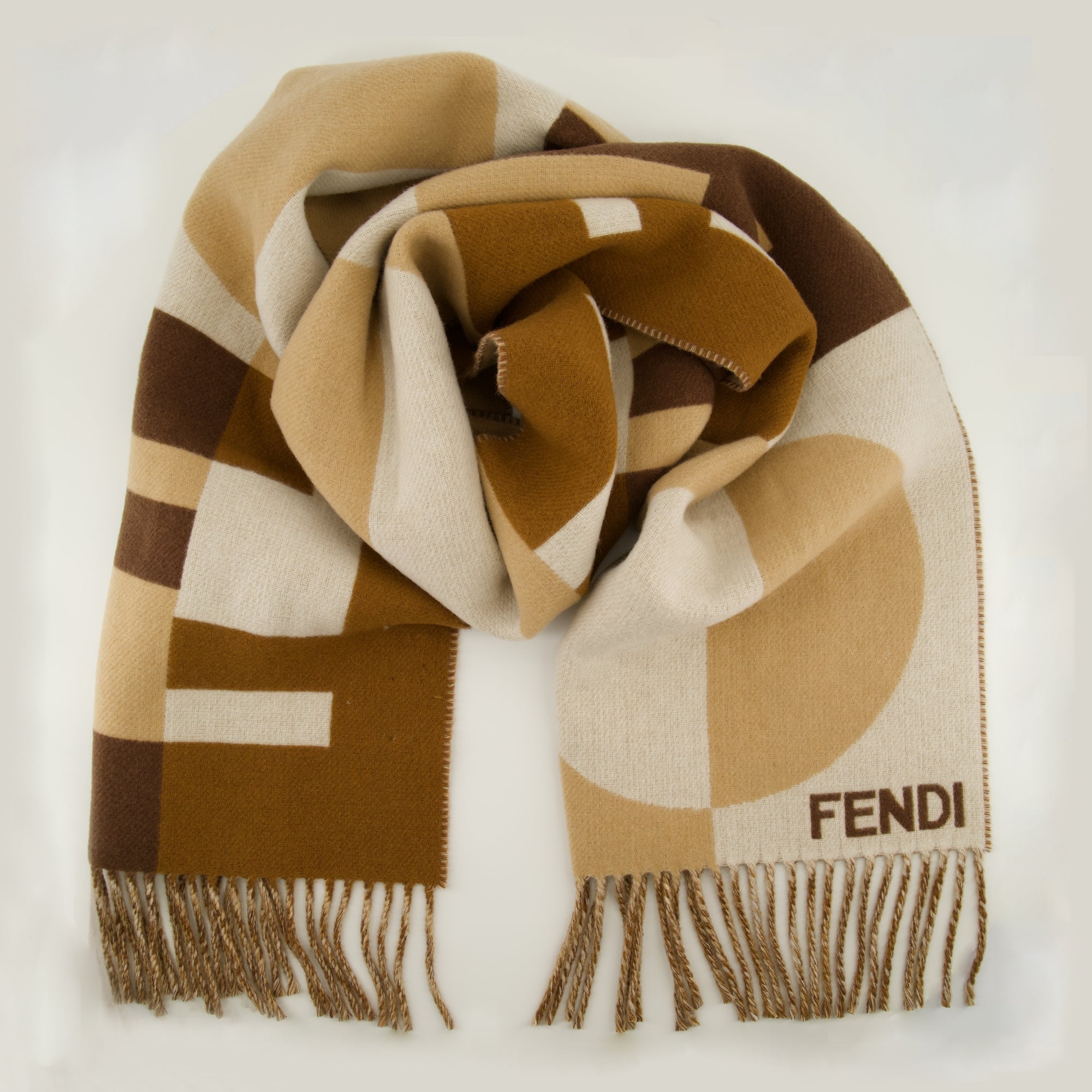 Cachecol Art Déco Marrom - Fendi | WE IN STYLE