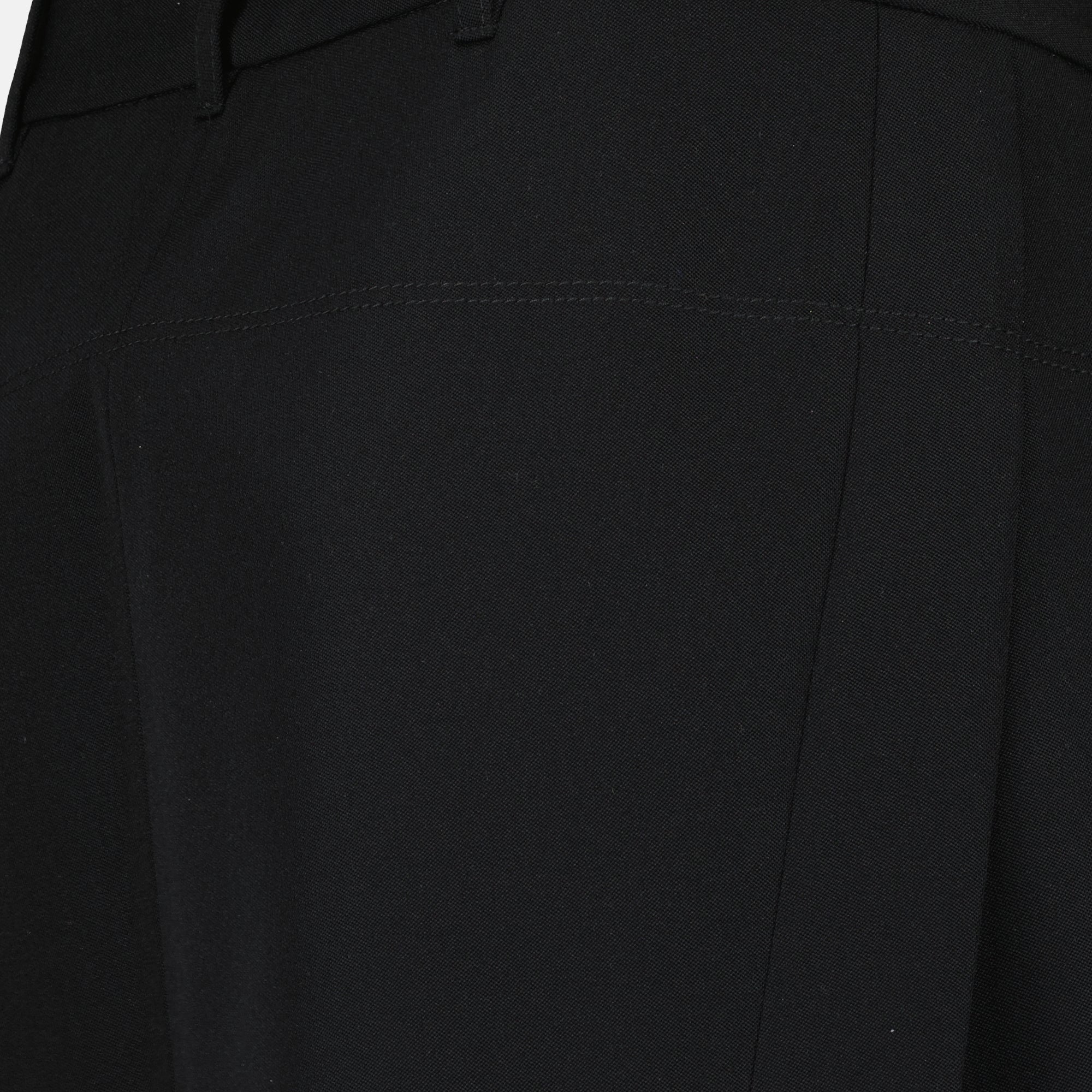 black mini skirt, Rabanne skirt, pleated wool skirt, women's fashion, spring summer wardrobe