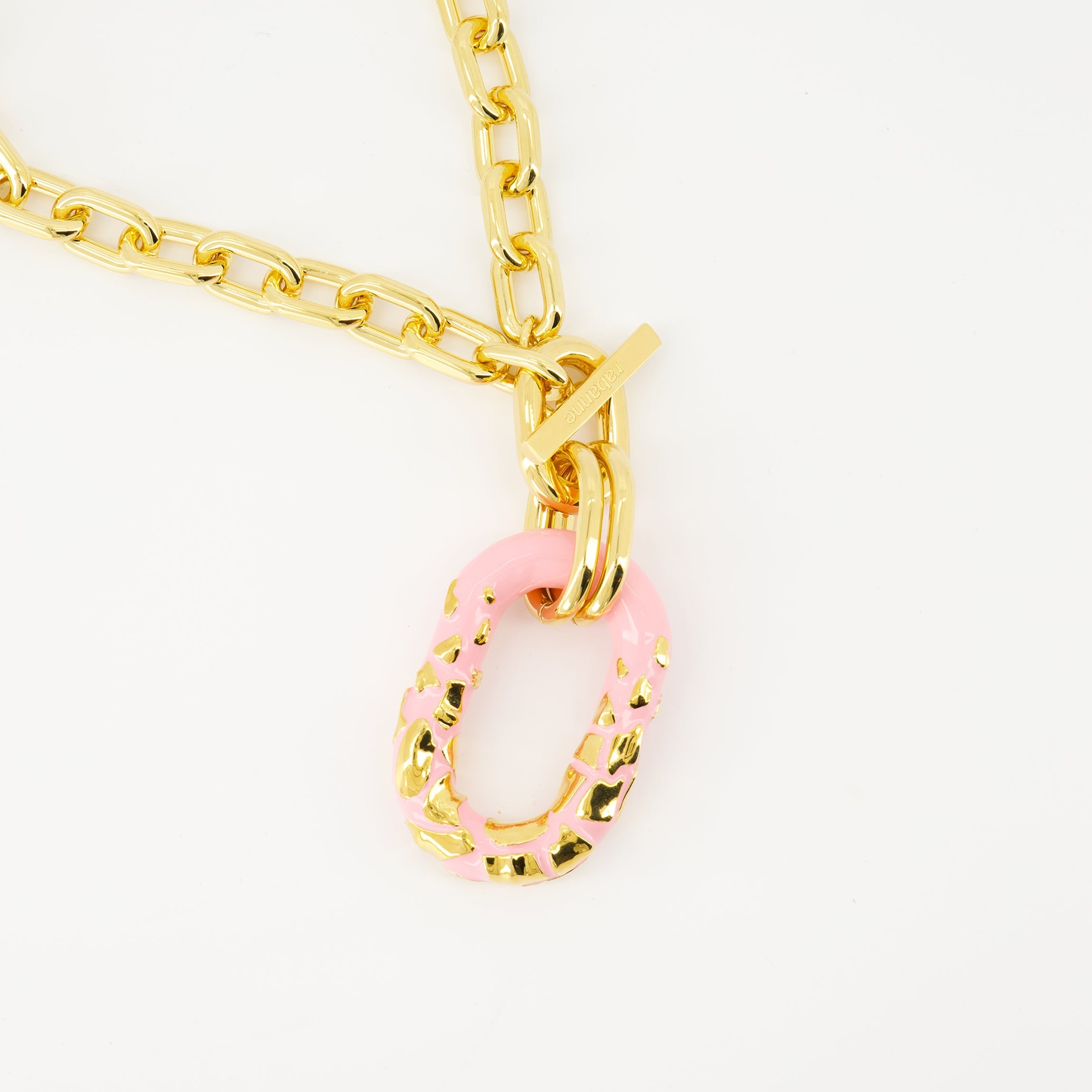 pink resin necklace, T-bar closure necklace, modern jewelry, Spring-Summer 2025 collection, engraved logo accessories