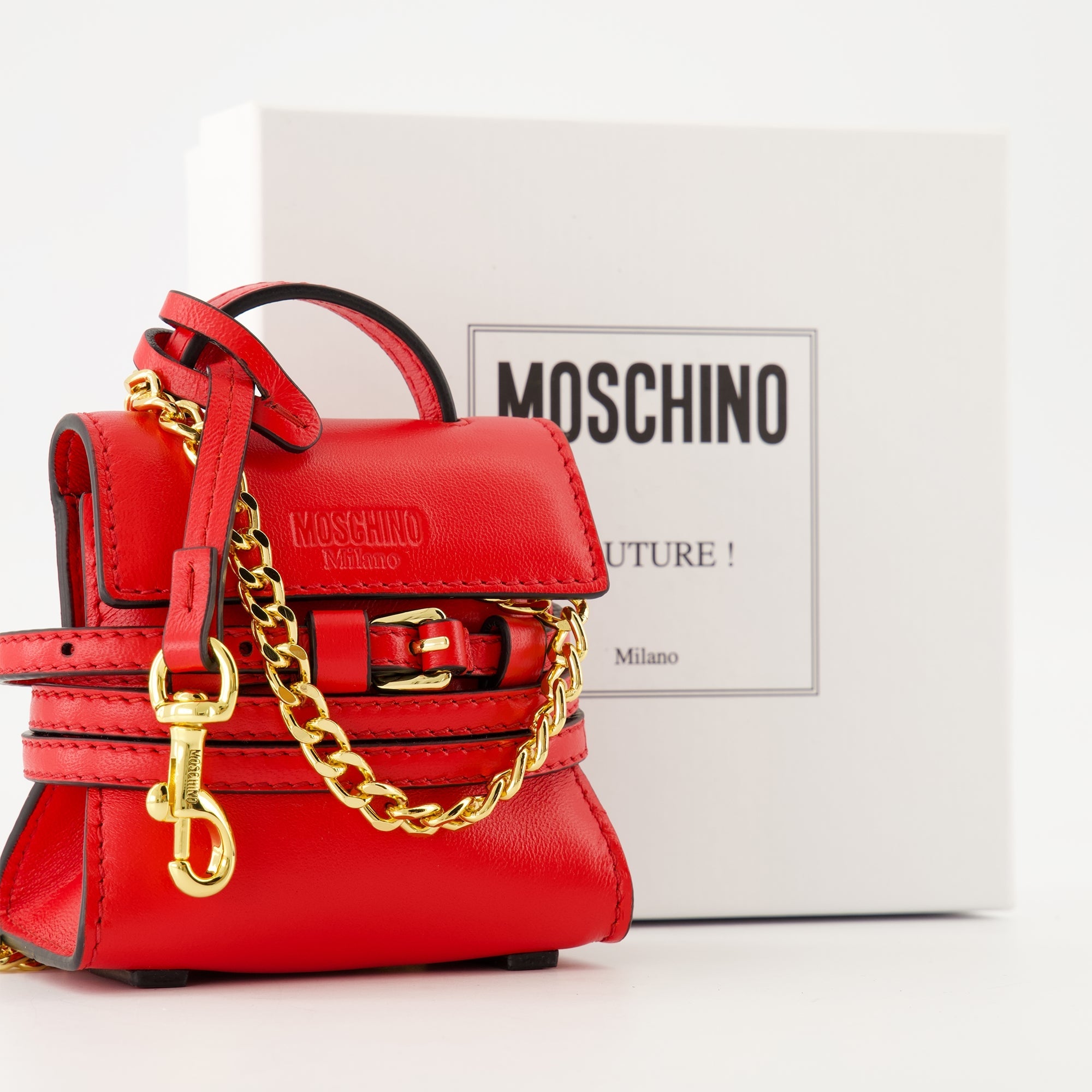 Moschino micro sac, Tie Me bag, red polyamide bag, designer accessories, luxury handbag