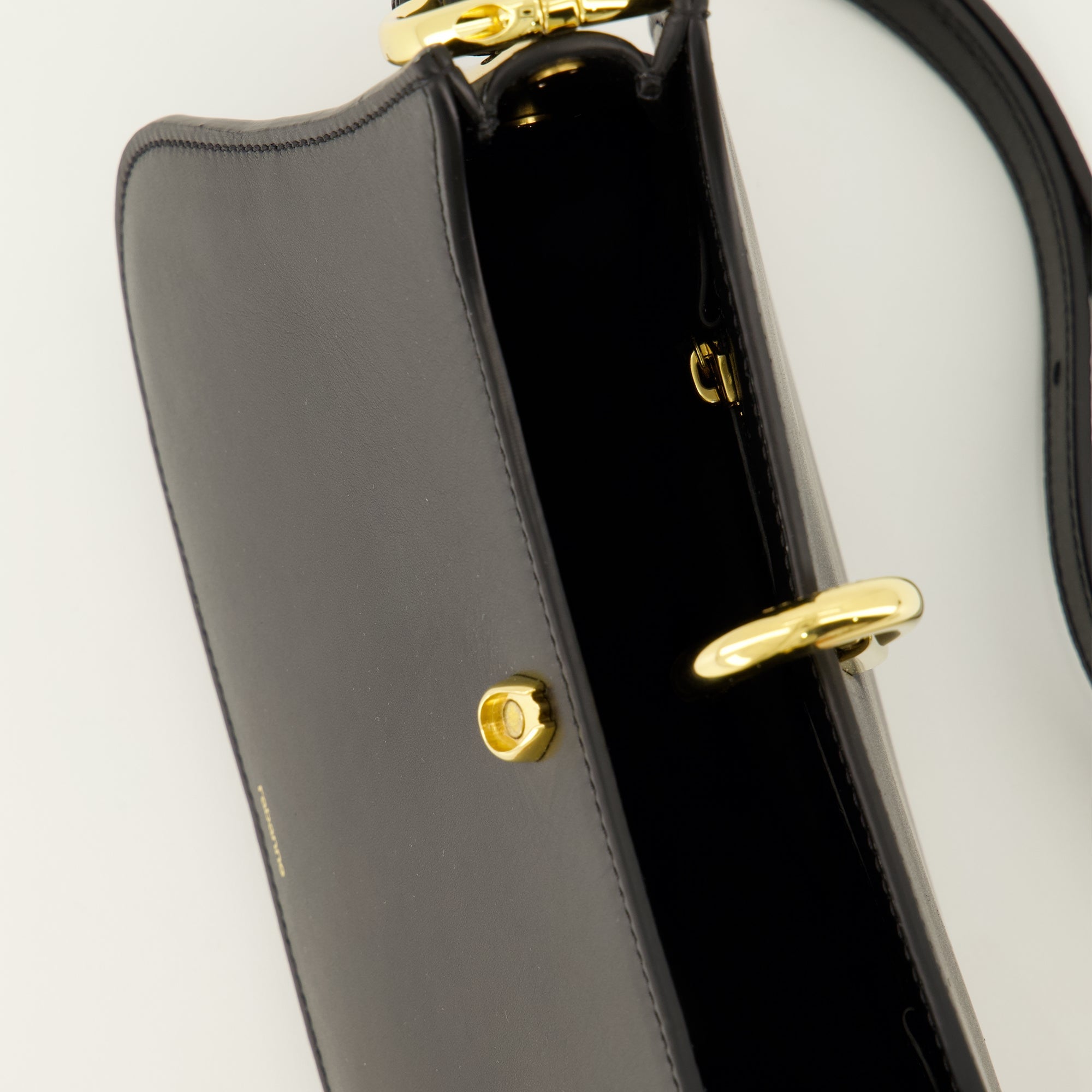 Sac Ring en Cuir Noir