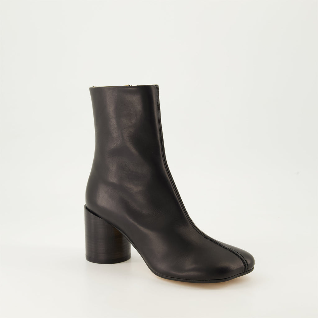 black leather boots, MM6 footwear, fall-winter 2024, ankle boots, leather sole female