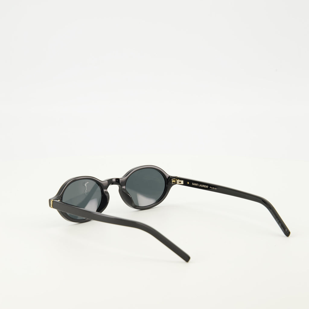 Image of SL M161 Black Sunglasses by Saint Laurent for Unisex - Season Spring-Summer 2026 - Detail View 1