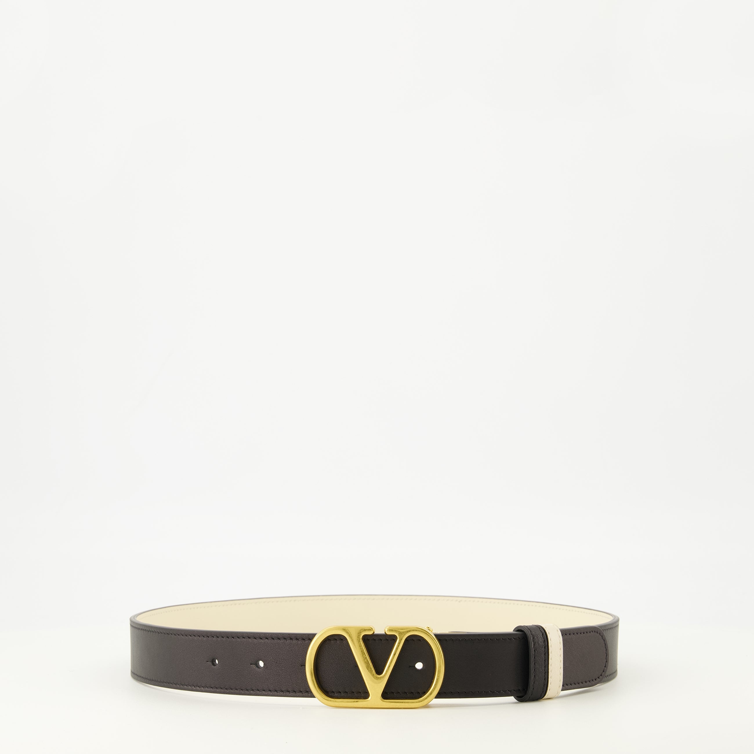 Image of Vlogo Reversible Belt by Valentino Garavani for Women - Season Spring-Summer 2026 - Detail View 1