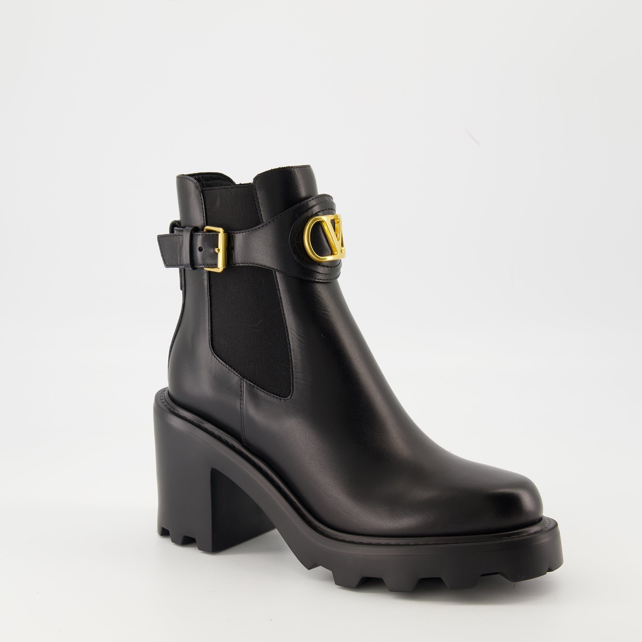 Beatle ankle boots, Valentino Garavani, shiny leather boots, VLogo Signature, black ankle boots