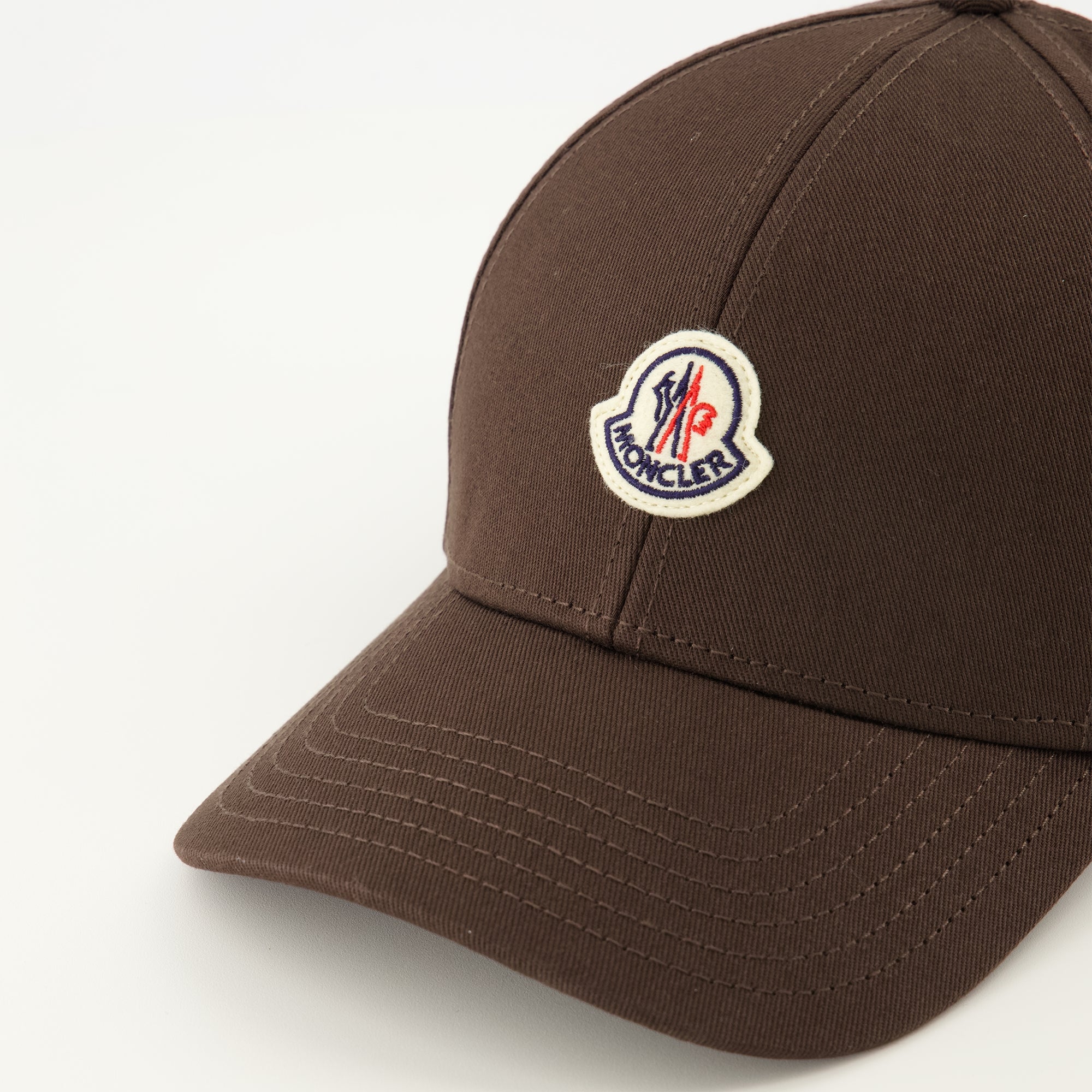 Image of Brown Logo Cap by Moncler for Men - Season Spring-Summer 2026 - Detail View 2