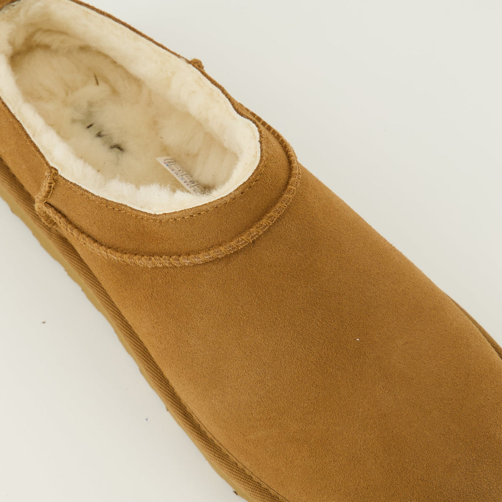 Imagen de Botines Clásicos Micro Marrones de Ugg para Mujeres - Temporada Primavera-Verano 2026 - Vista Detalle Superior