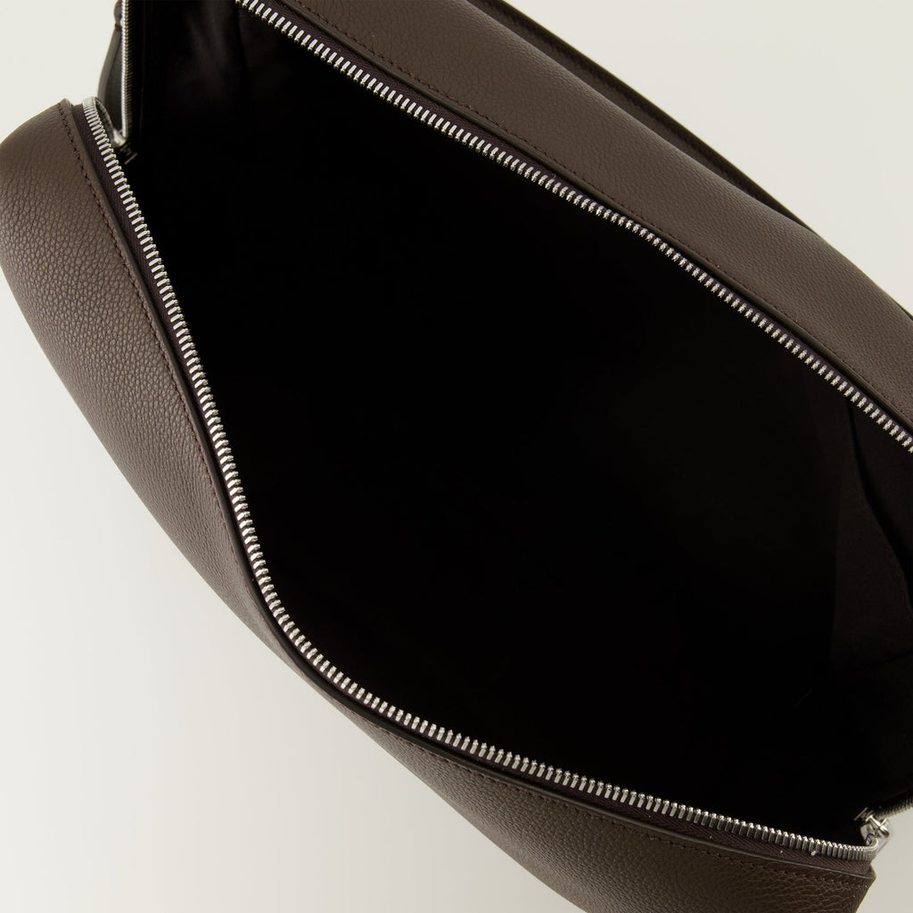 Fendi handbag, camel leather bag, designer accessories, luxury bags, high-end handbags