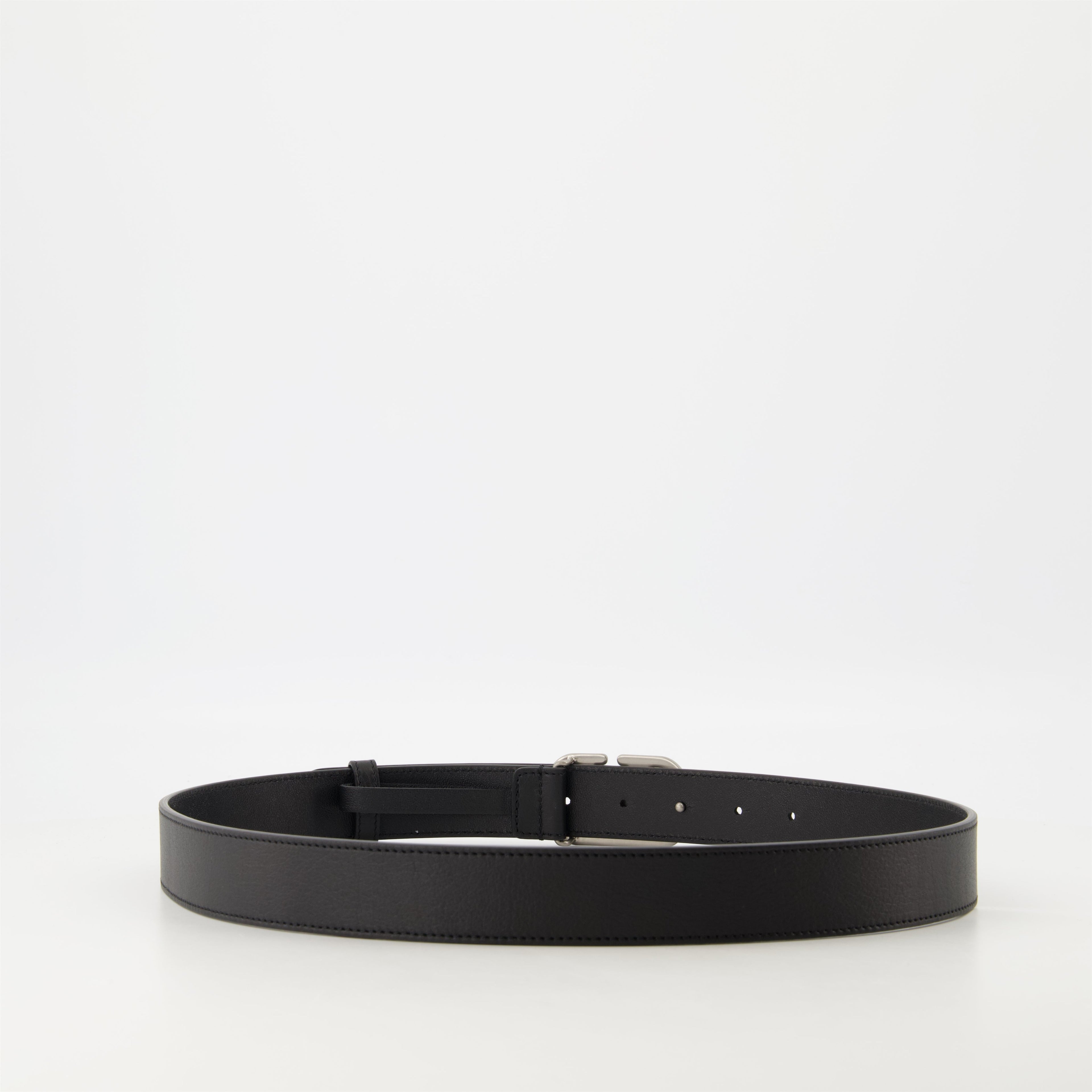VLogo belt, Valentino Garavani belt, black leather belt, designer accessories, luxury belts
