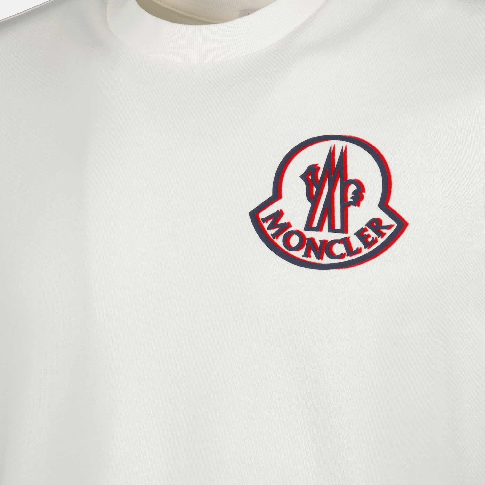 Moncler t-shirt, cotton jersey t-shirt, white logo t-shirt, men's fashion, casual wear