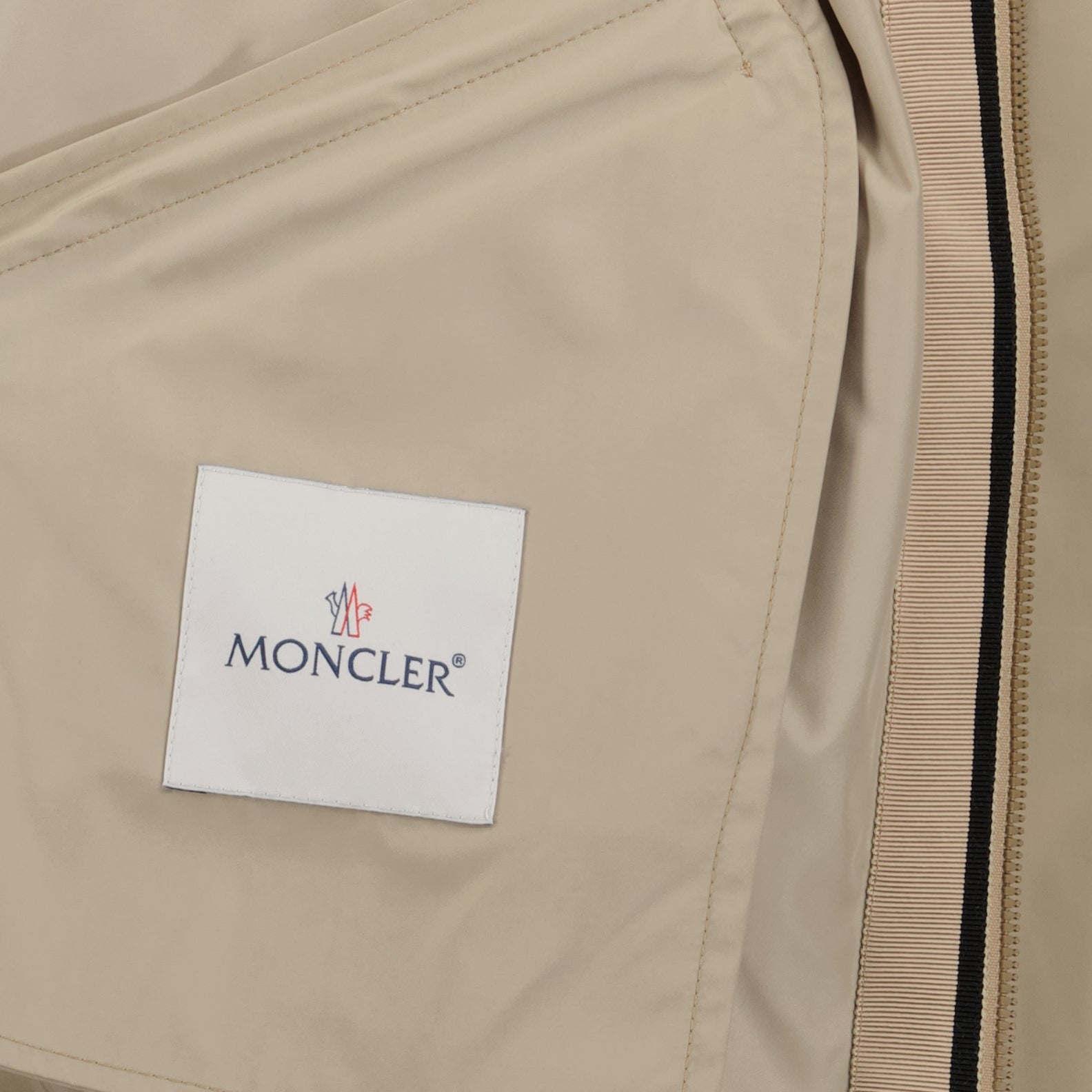 여성용 모클레르 카시오페아 후드 재킷 이미지 - 시즌 2025 봄-여름 - 세부 사항 보기 9