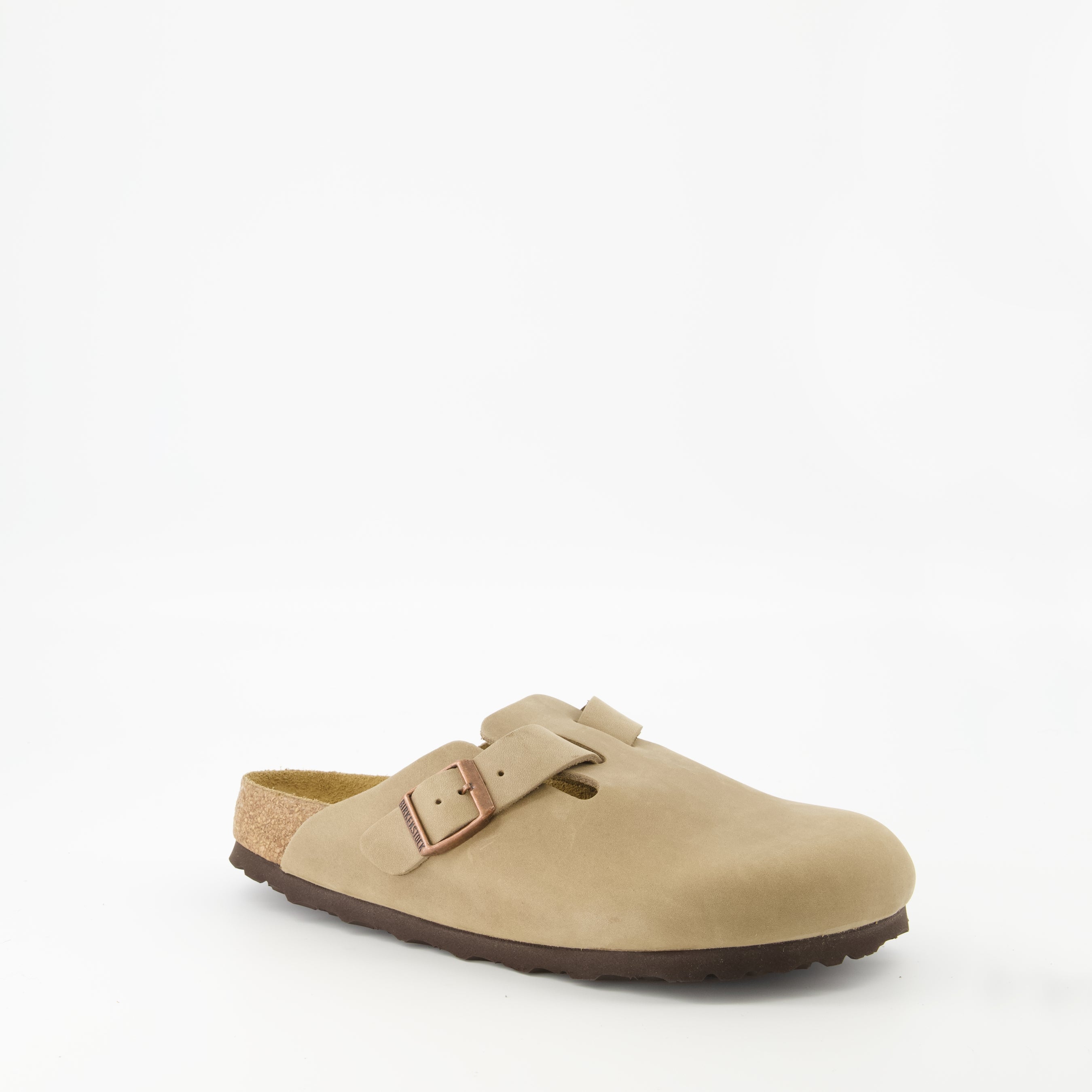 Image des Boston Mules par Birkenstock pour femmes - Saison Printemps-Été 2025 - Vue avant droite en trois-quarts