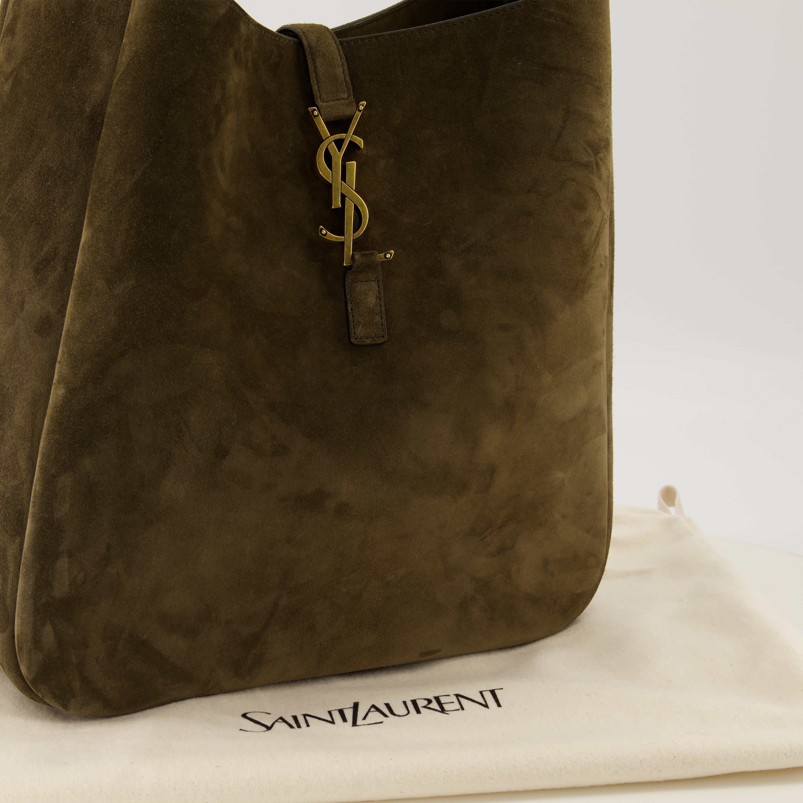 Le 5 à 7 Grand Sac en Suède Olive