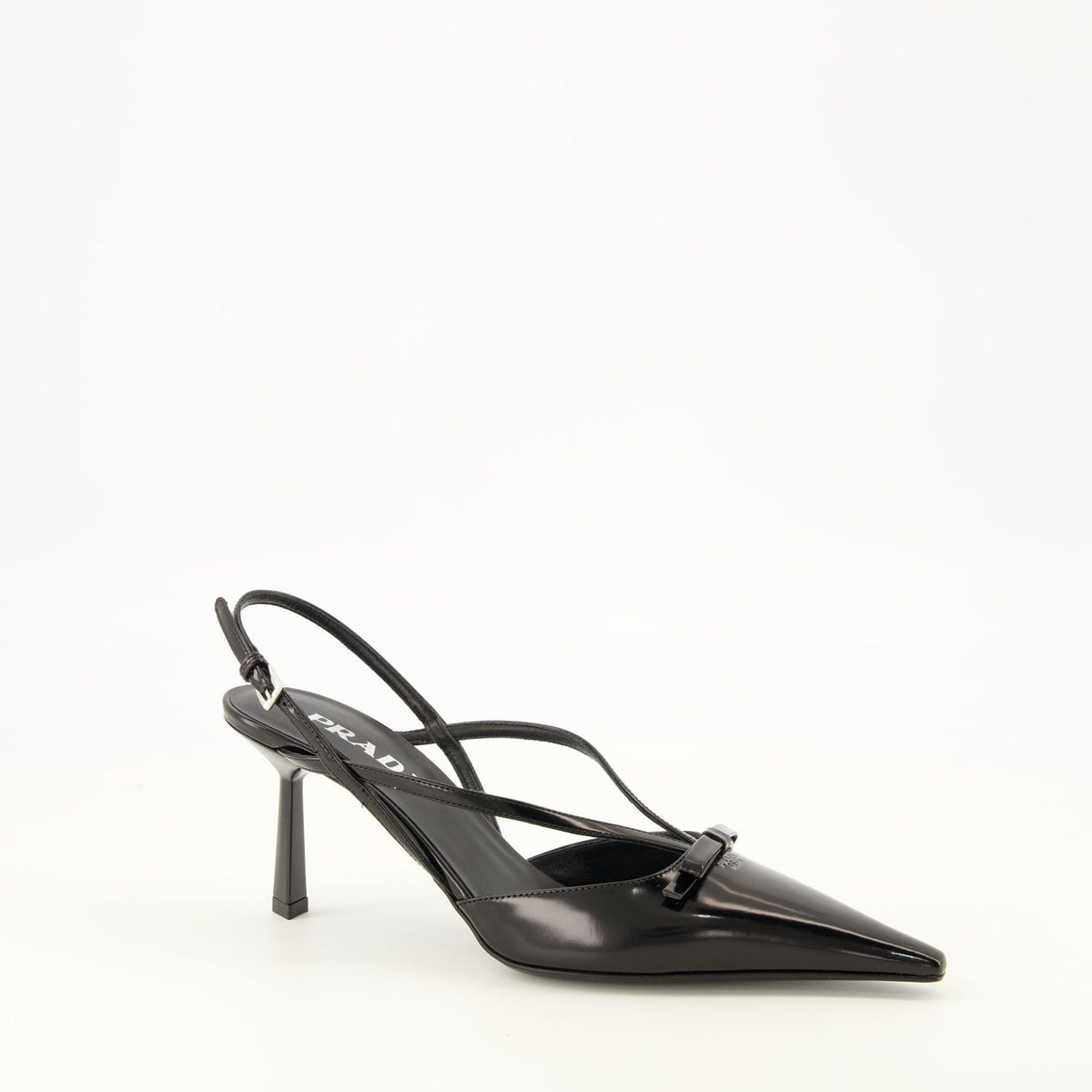 Schwarze Lederpumps mit Knöchelriemen