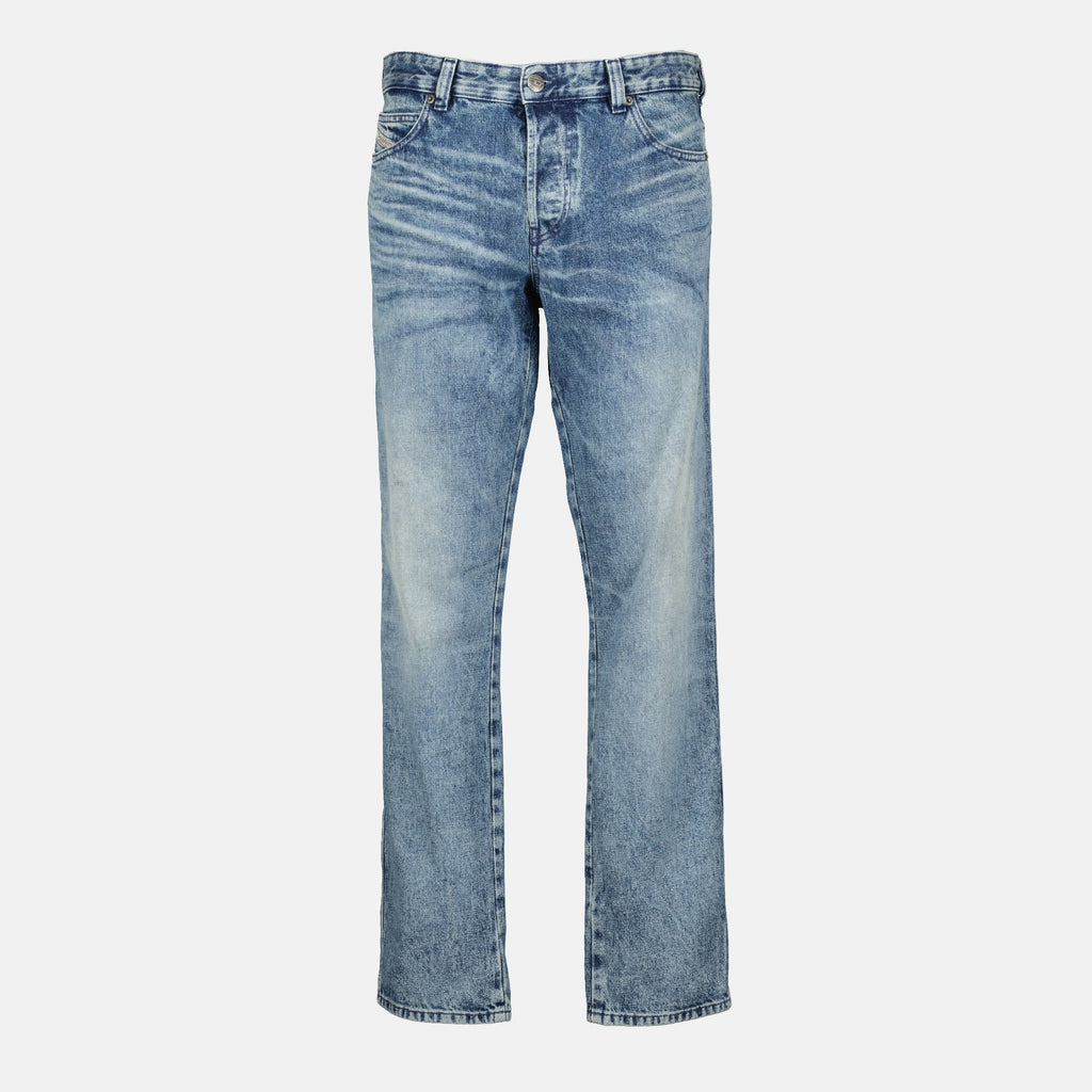 Diesel denim, D-Vyl-FSH 1993, straight-cut jeans, five-pocket design, faded blue jeans