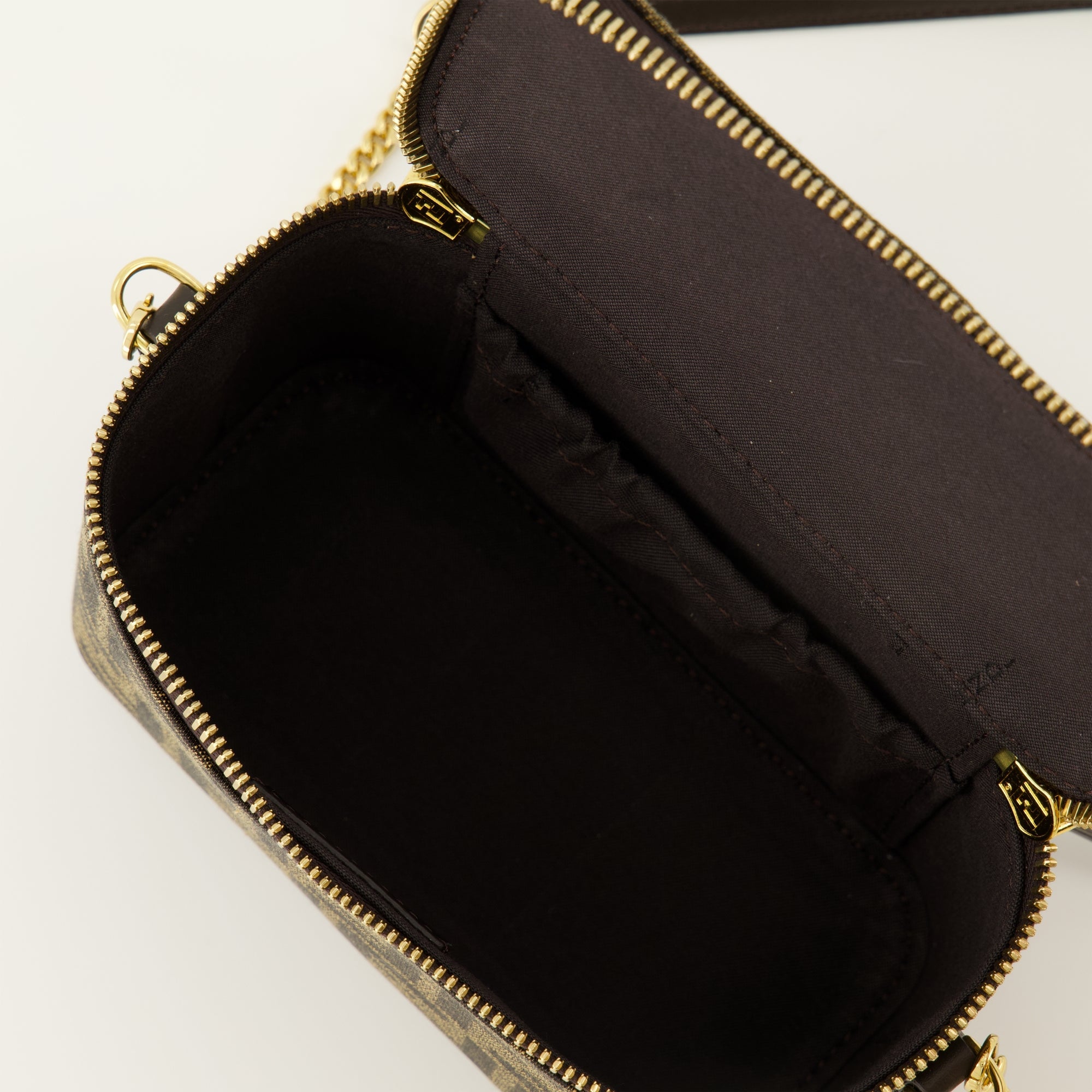 Fendi bag, FF print bucket bag, luxury handbag, bucket bag, designer accessories