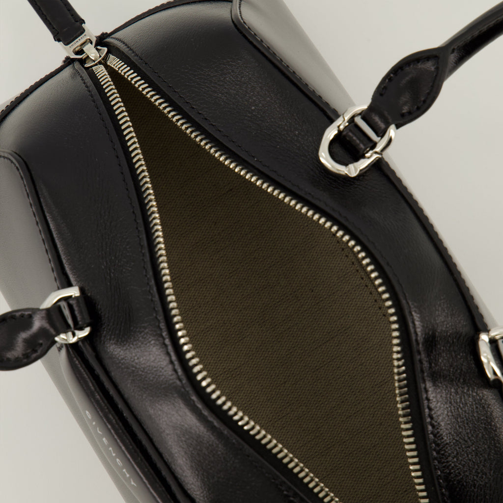 Givenchy handbag, Antigona bag, black handbag, premium leather bag, luxury accessories